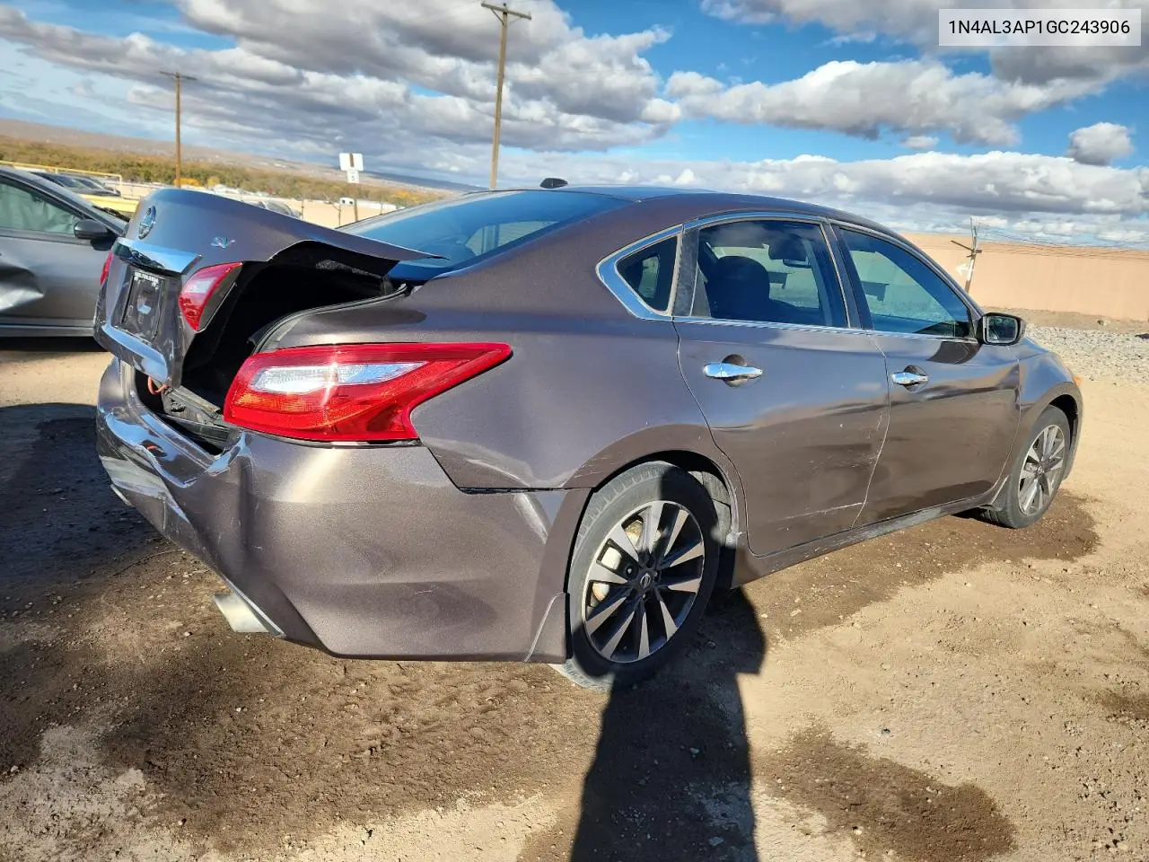 1N4AL3AP1GC243906 2016 Nissan Altima 2.5