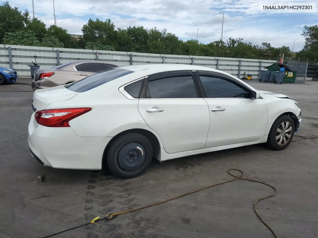 1N4AL3AP1HC292301 2017 Nissan Altima 2.5