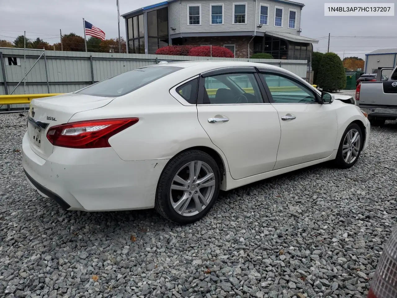 1N4BL3AP7HC137207 2017 Nissan Altima 3.5Sl