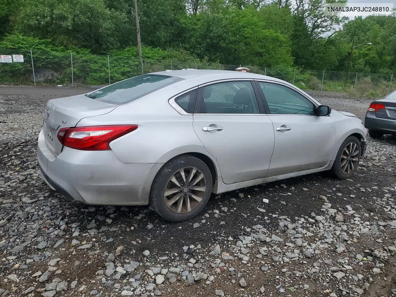 V (L33)