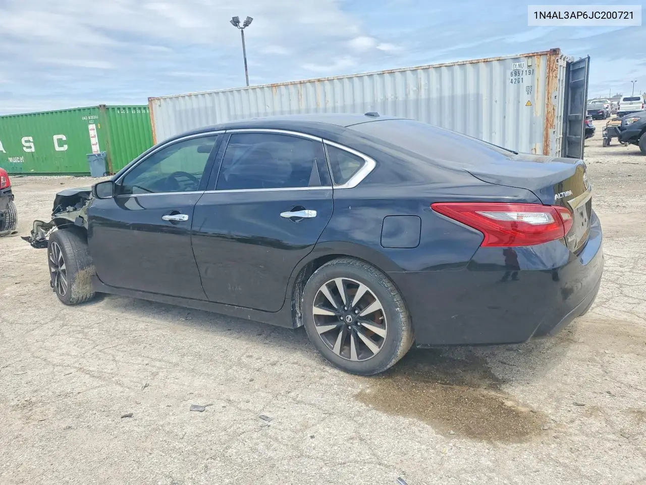 V (L33)