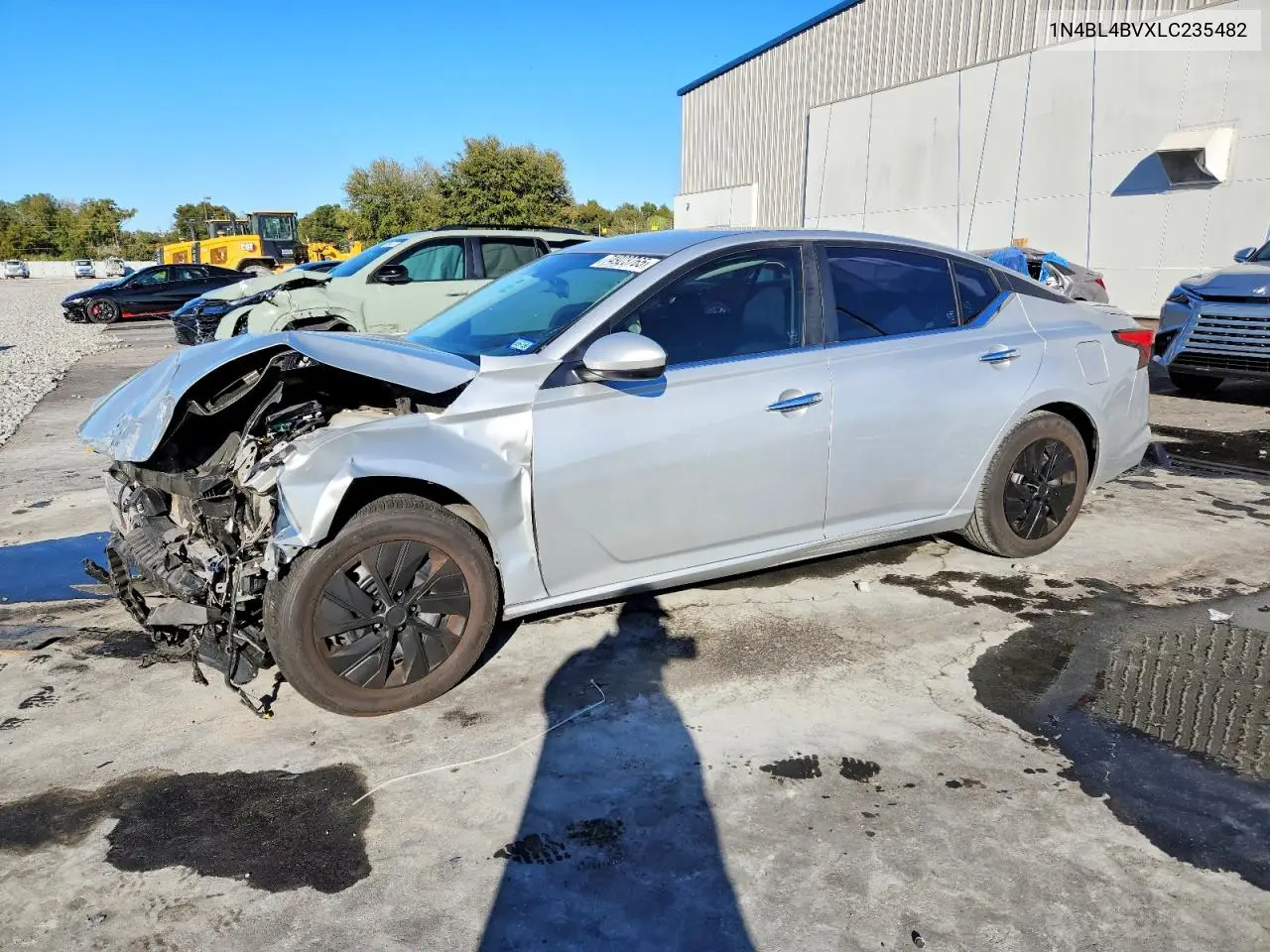 2020 Nissan Altima