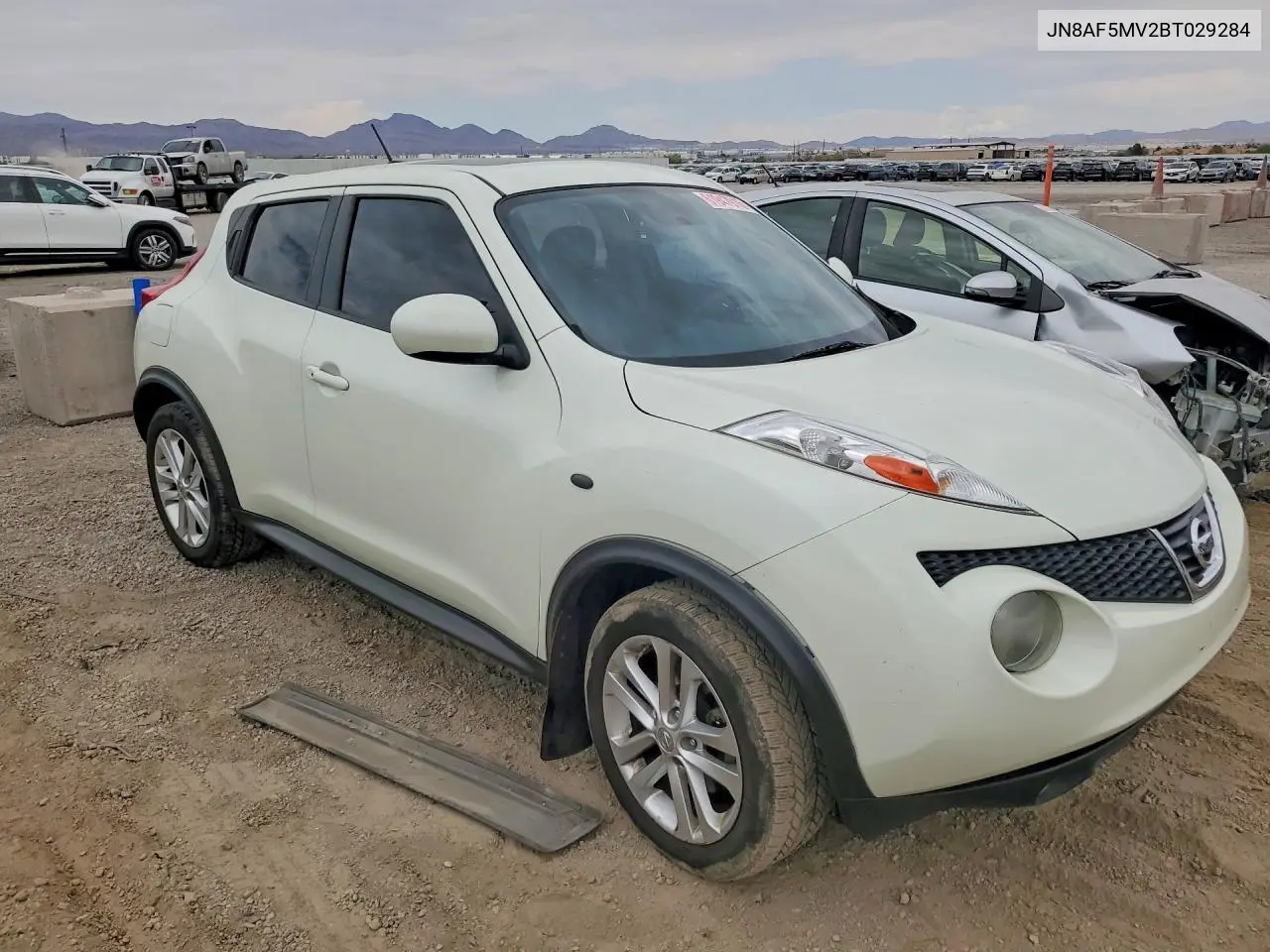 2011 Nissan Juke S VIN: JN8AF5MV2BT029284 Lot: 61947916