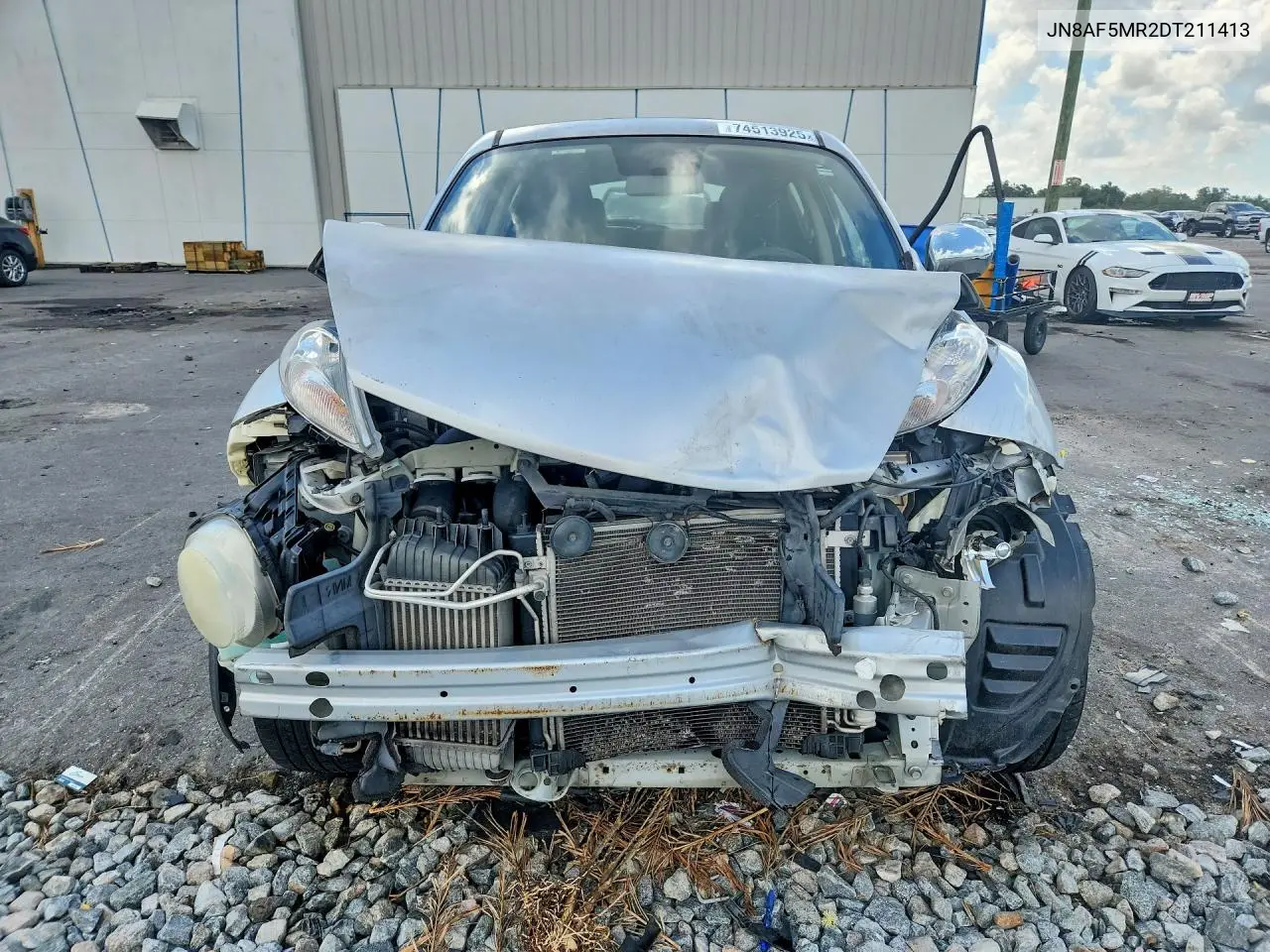 2013 Nissan Juke S VIN: JN8AF5MR2DT211413 Lot: 74513925