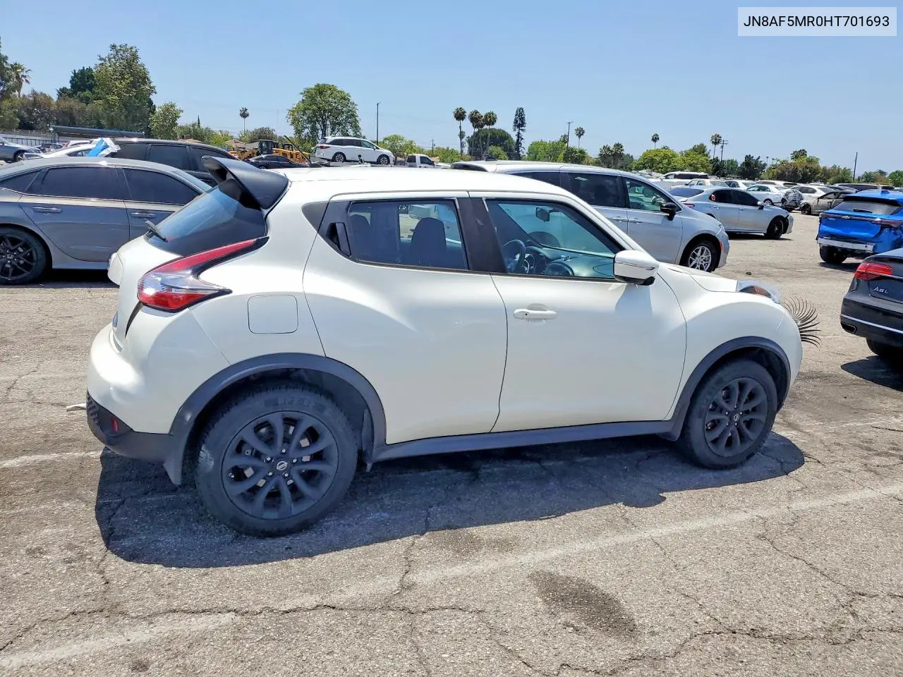 2017 Nissan Juke S VIN: JN8AF5MR0HT701693 Lot: 56658276