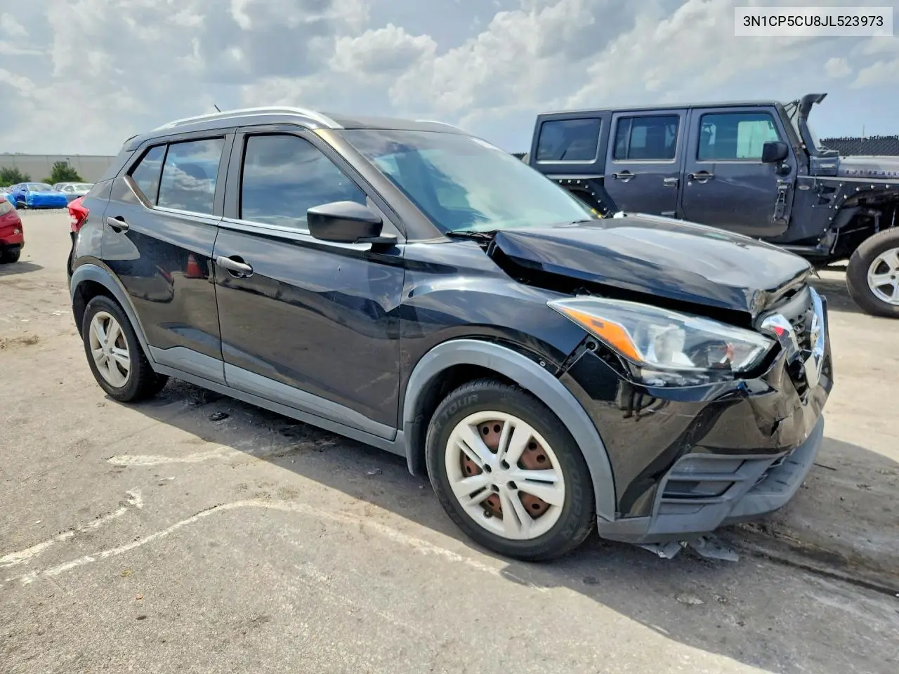 2018 Nissan Kicks S VIN: 3N1CP5CU8JL523973 Lot: 61131316
