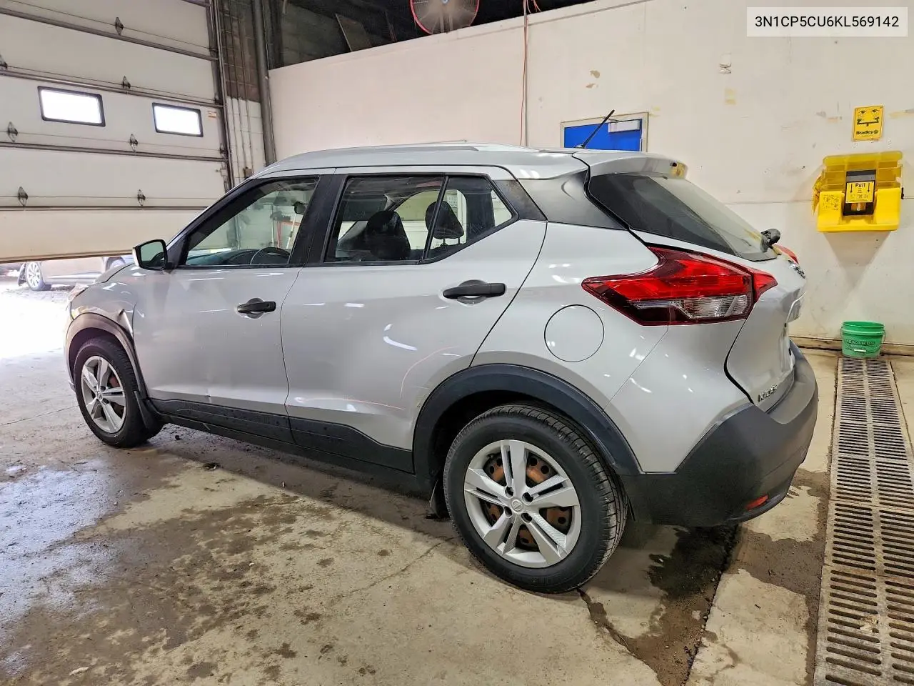 2019 Nissan Kicks S VIN: 3N1CP5CU6KL569142 Lot: 60455576