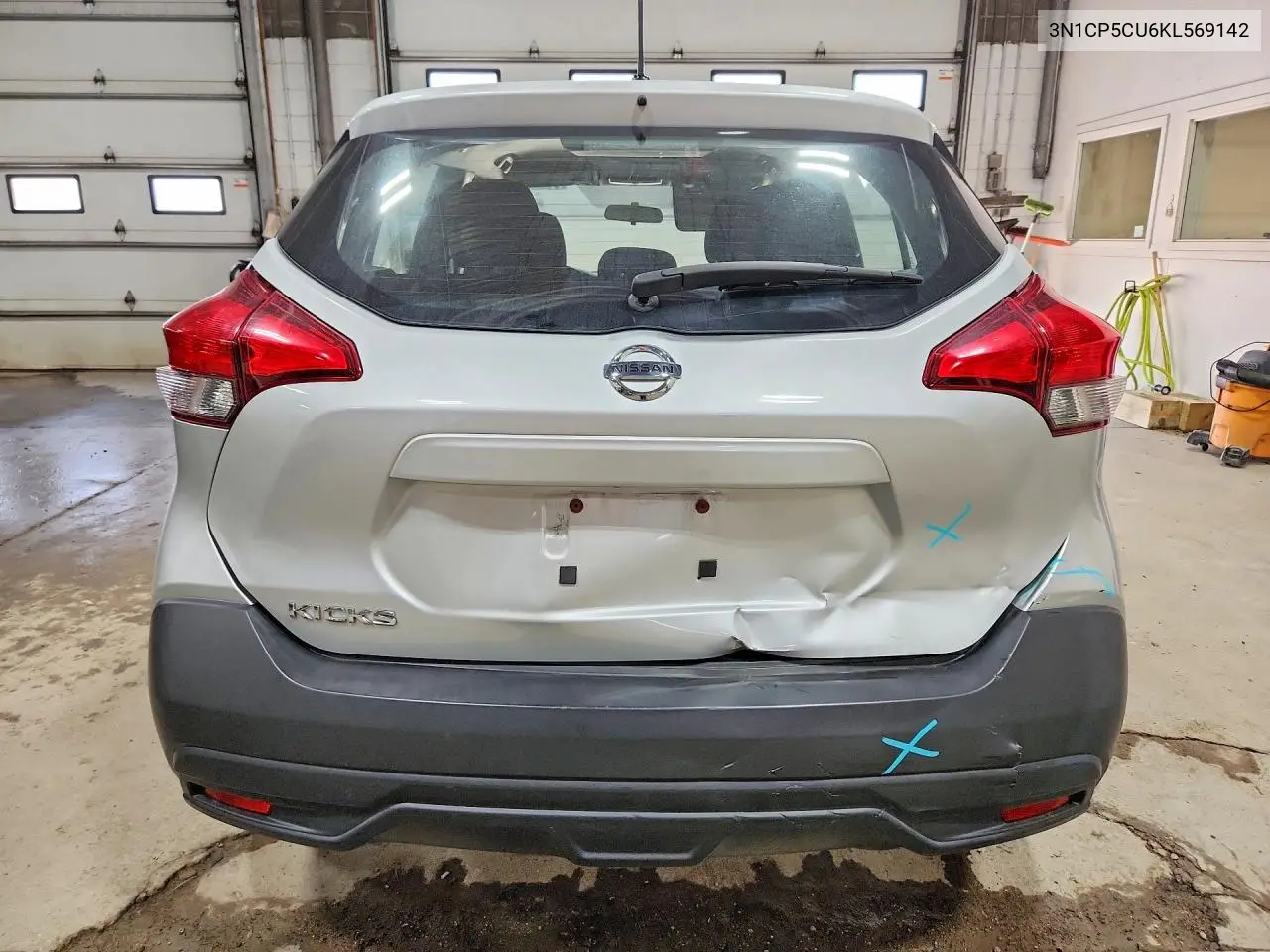 2019 Nissan Kicks S VIN: 3N1CP5CU6KL569142 Lot: 60455576