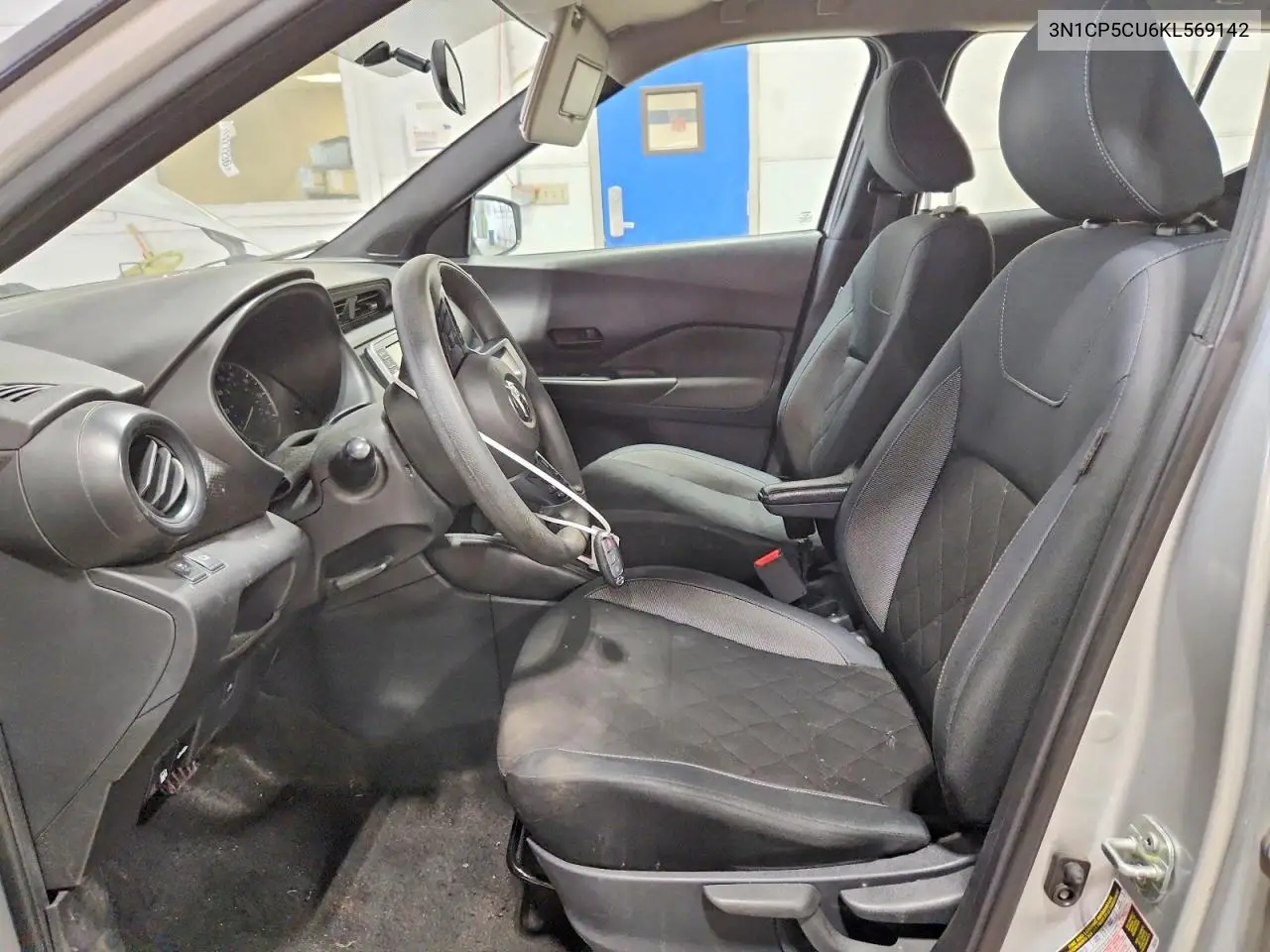 2019 Nissan Kicks S VIN: 3N1CP5CU6KL569142 Lot: 60455576