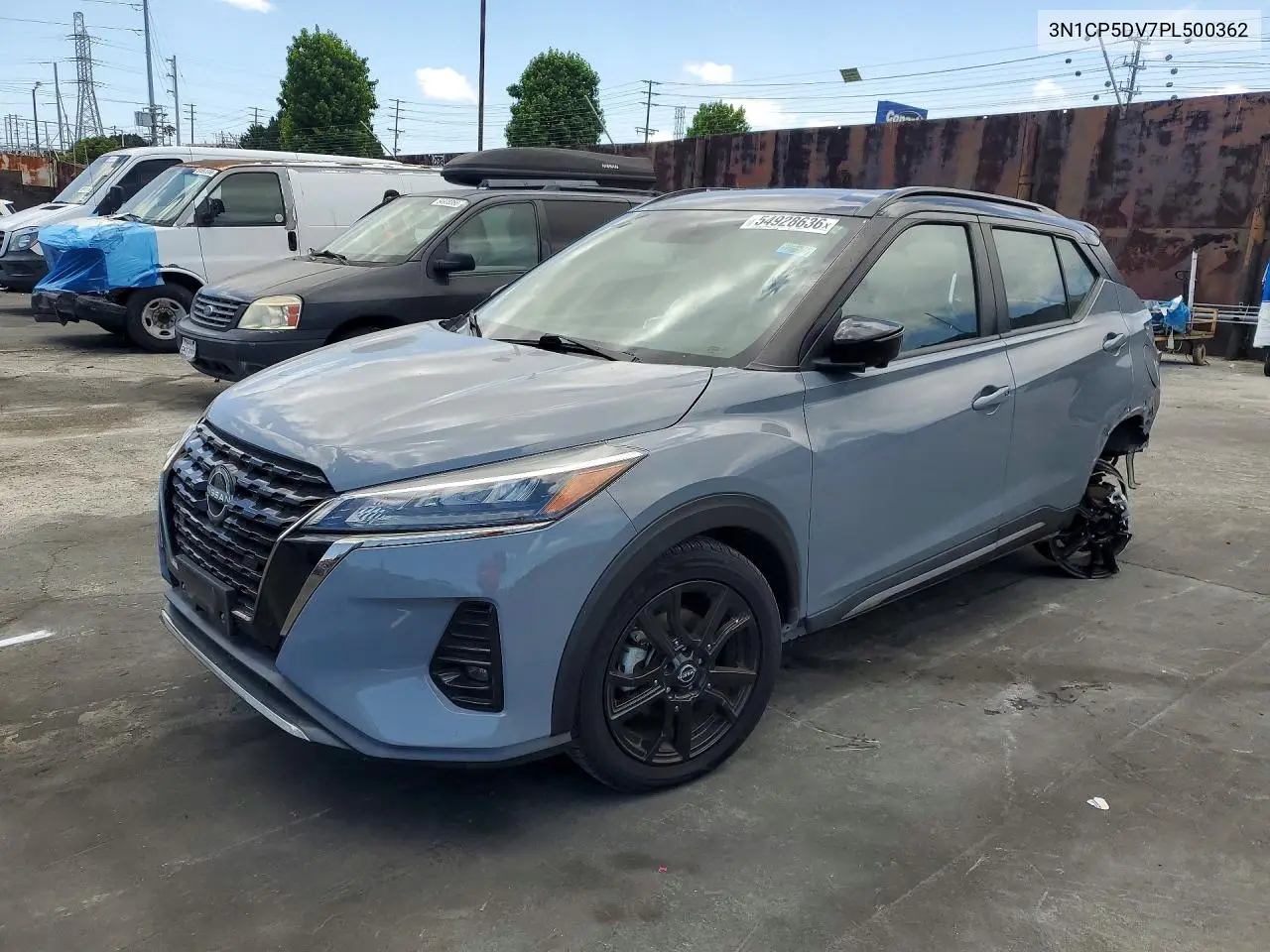 2023 Nissan Kicks Sr