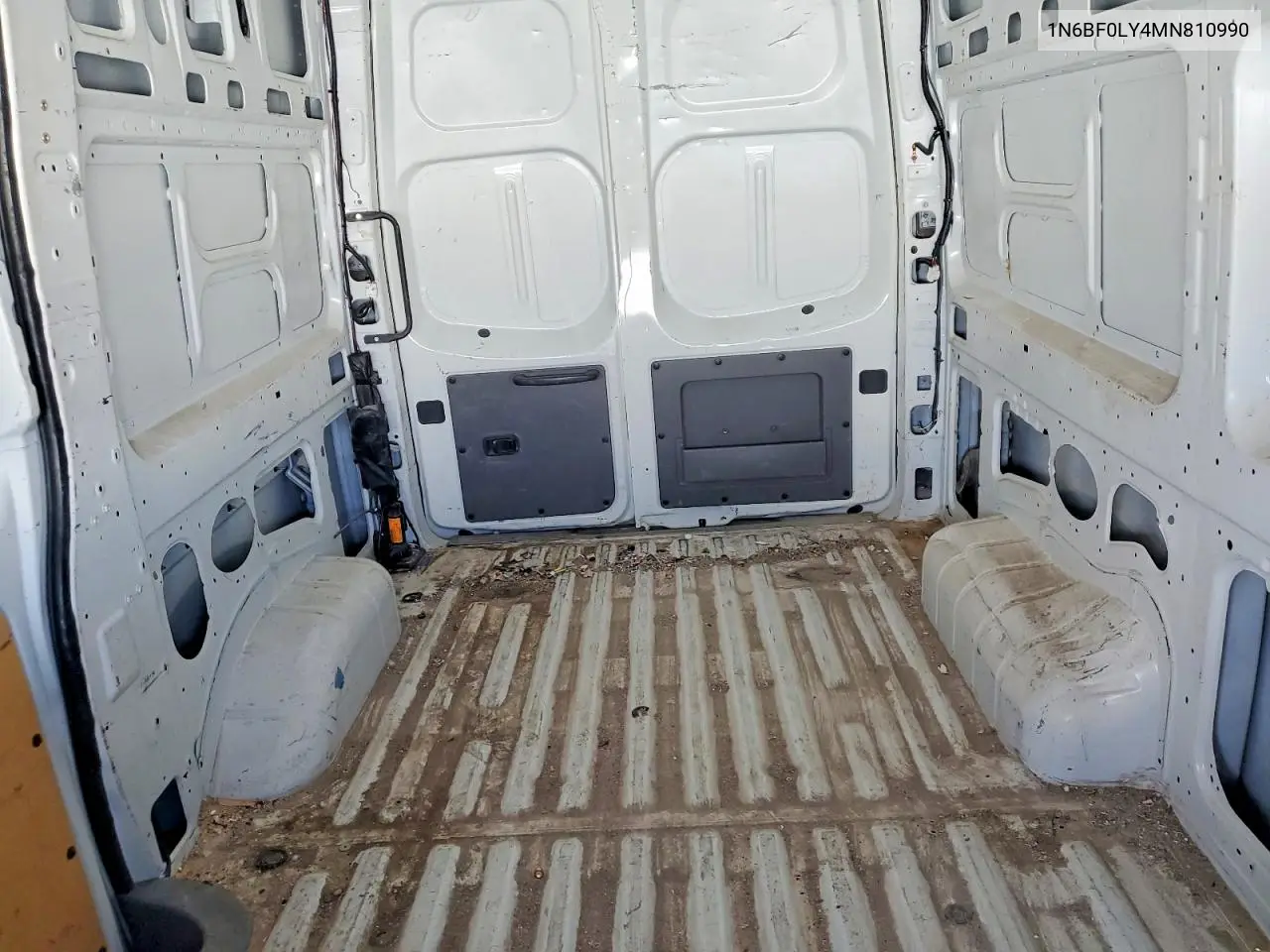 2021 Nissan Nv 2500 Hd S VIN: 1N6BF0LY4MN810990 Lot: 59405336