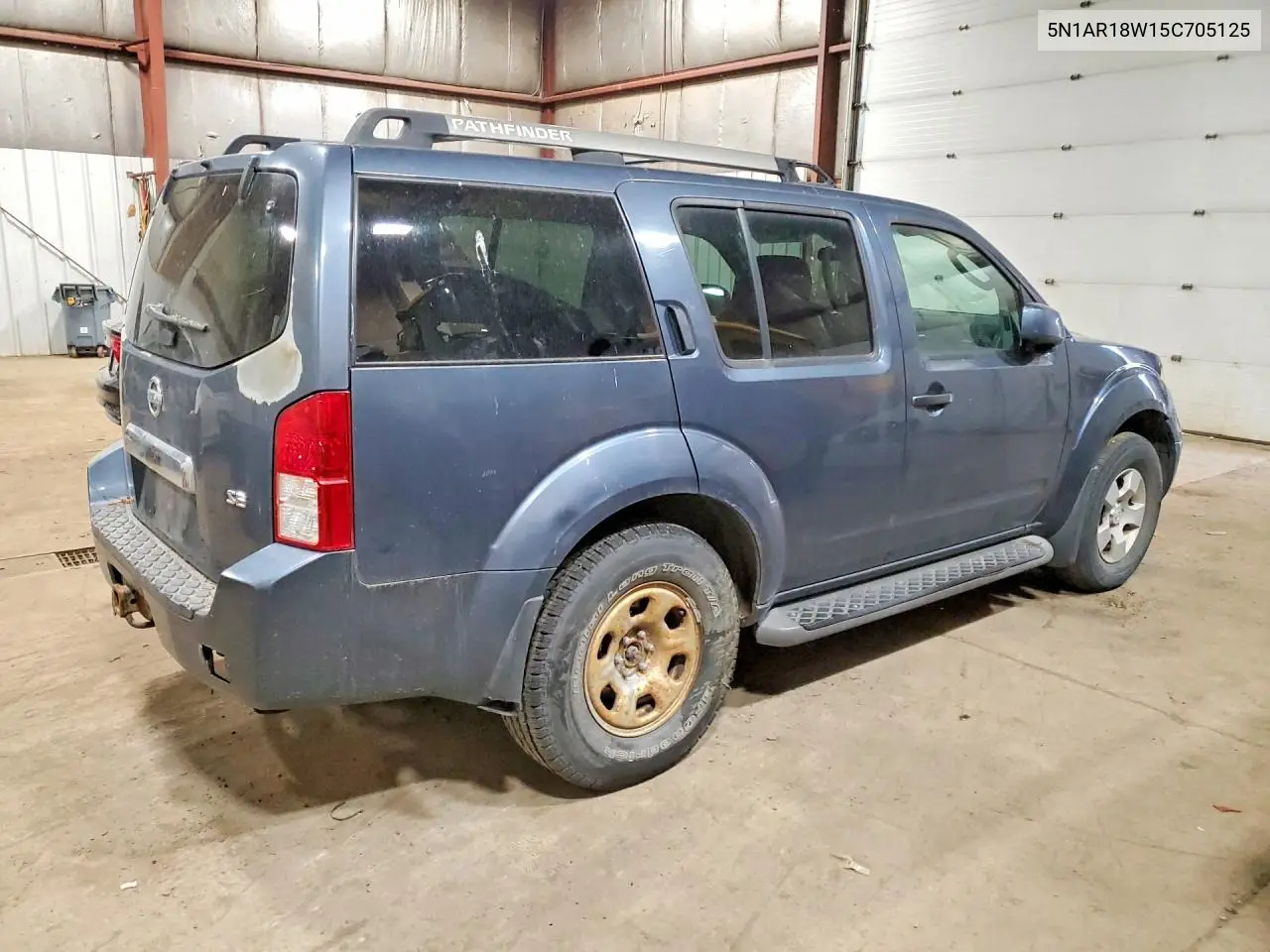 2005 Nissan Pathfinder Xe VIN: 5N1AR18W15C705125 Lot: 55060216