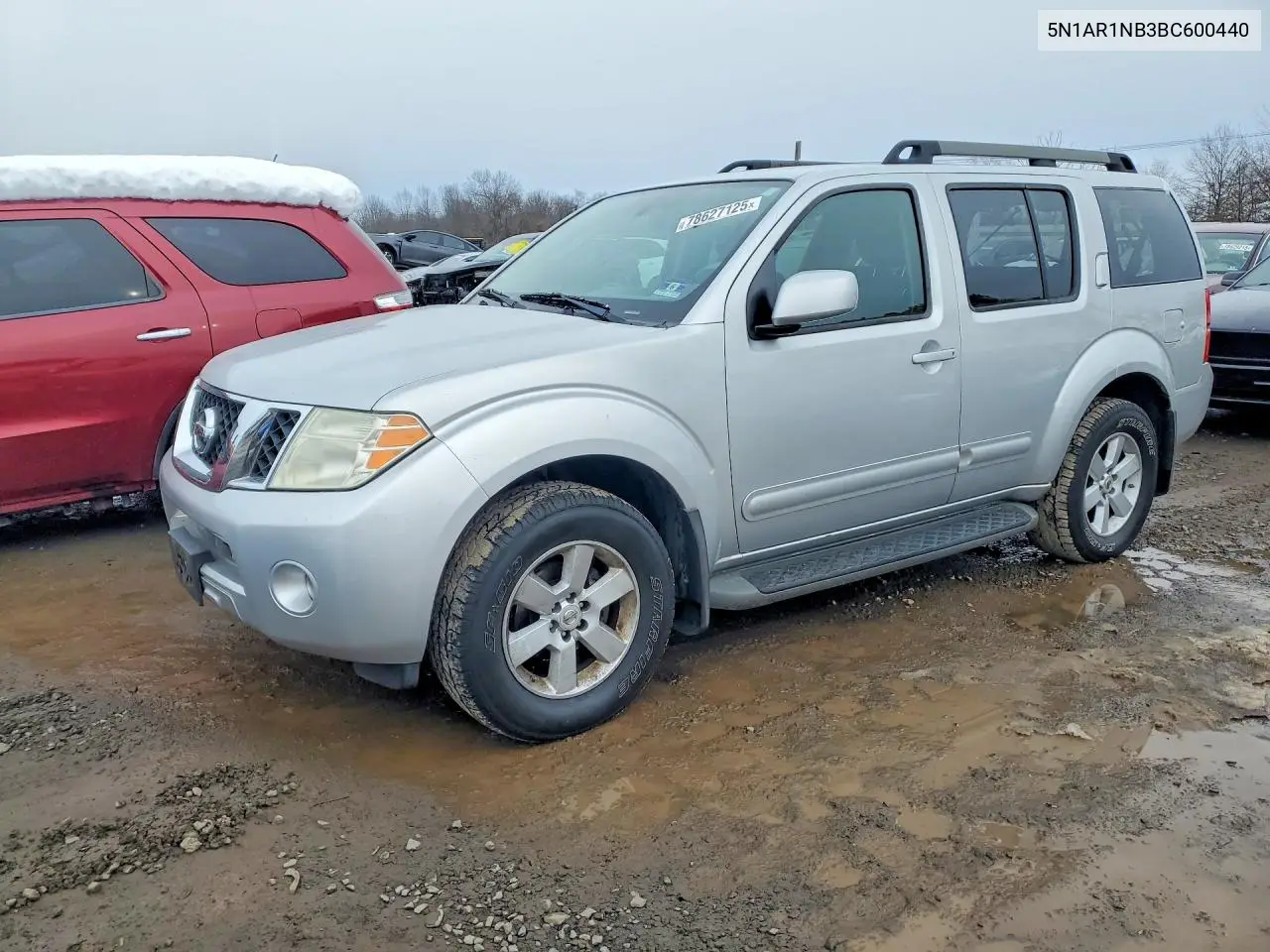 2011 Nissan Pathfinder S