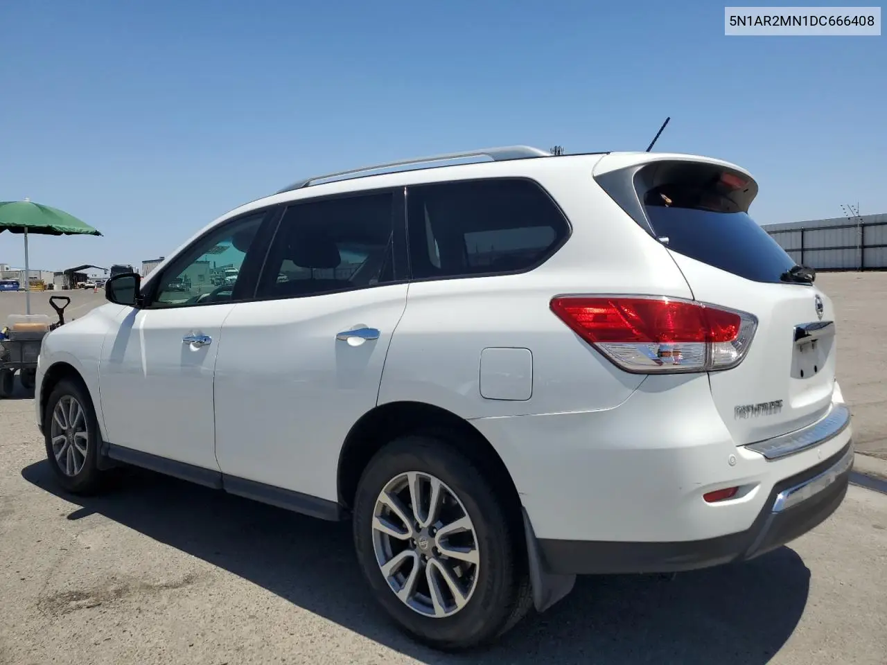 2013 Nissan Pathfinder S VIN: 5N1AR2MN1DC666408 Lot: 61255255