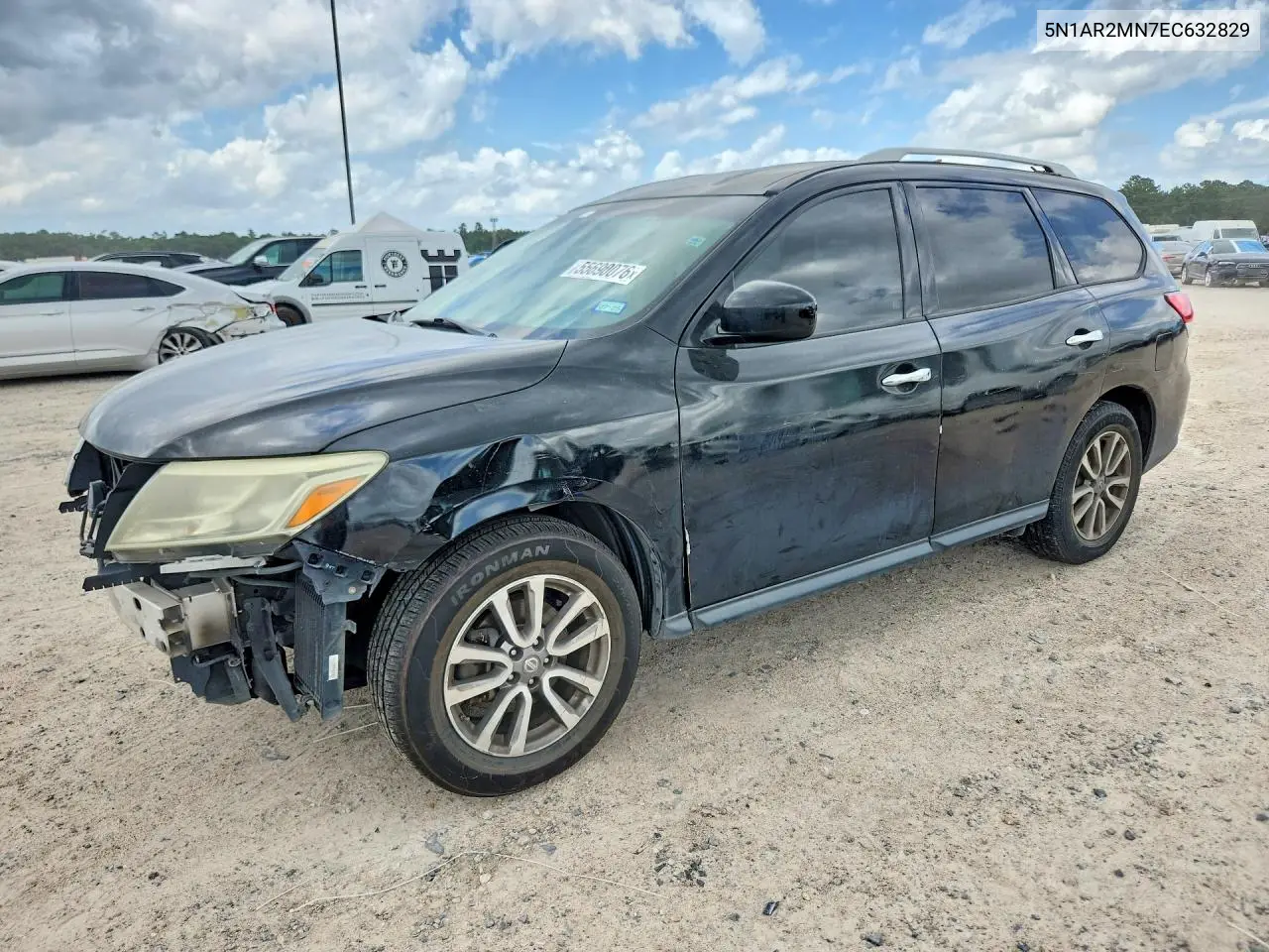 2014 Nissan Pathfinder Sv VIN: 5N1AR2MN7EC632829 Lot: 55690076