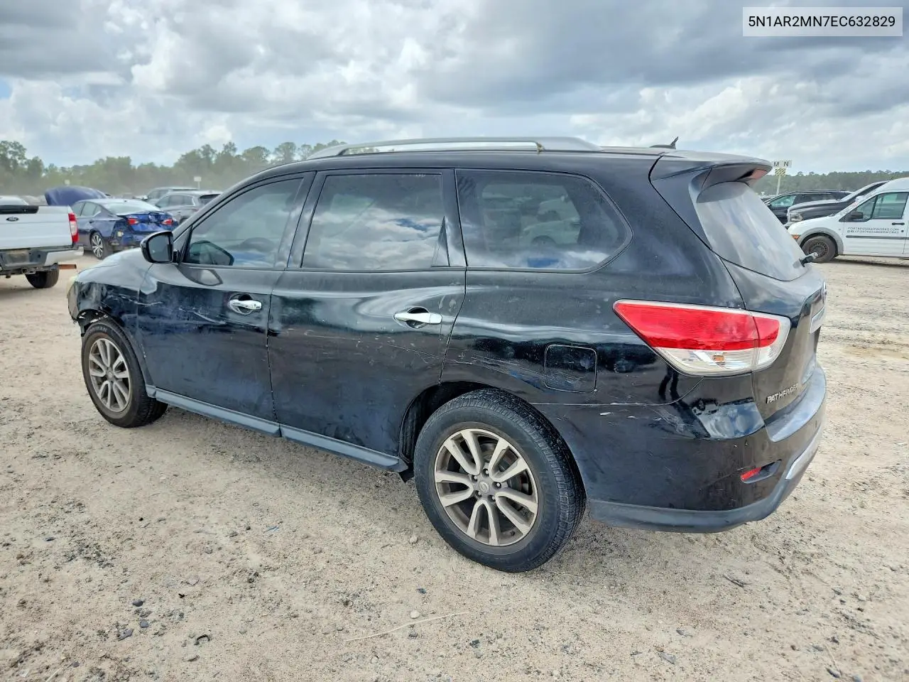 2014 Nissan Pathfinder Sv VIN: 5N1AR2MN7EC632829 Lot: 55690076