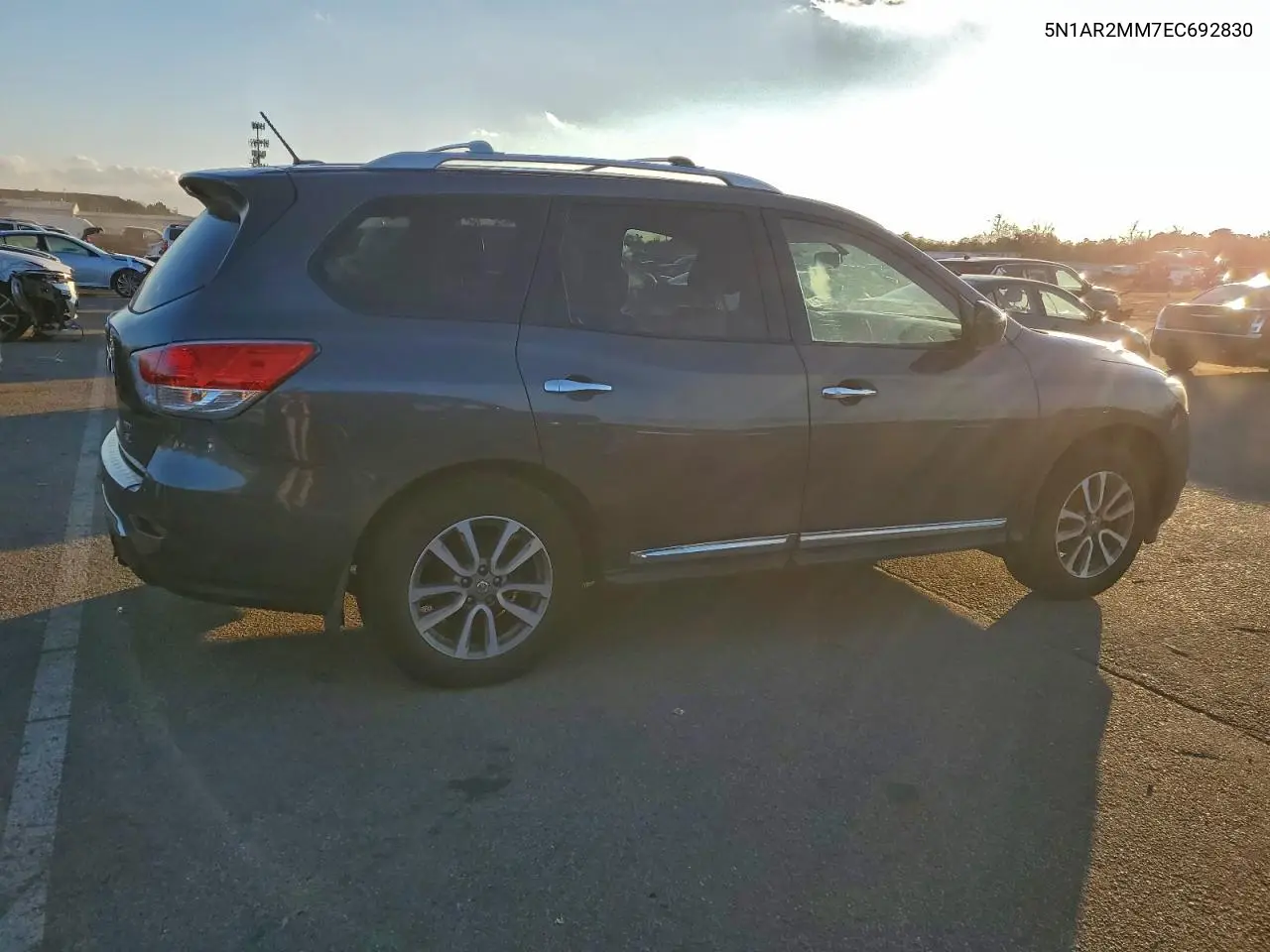 5N1AR2MM7EC692830 2014 Nissan Pathfinder S