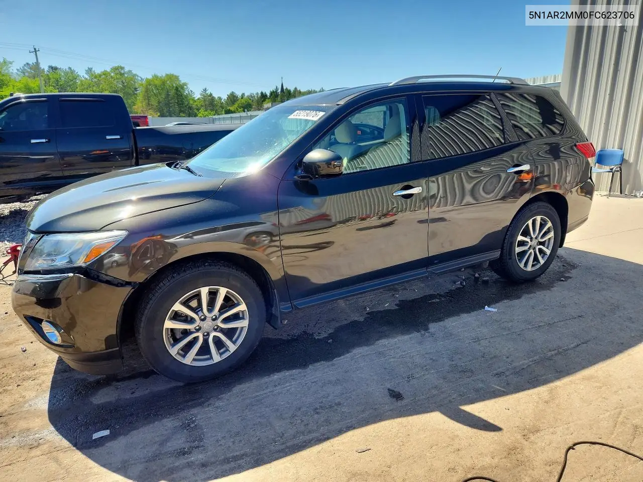 2015 Nissan Pathfinder Sv
