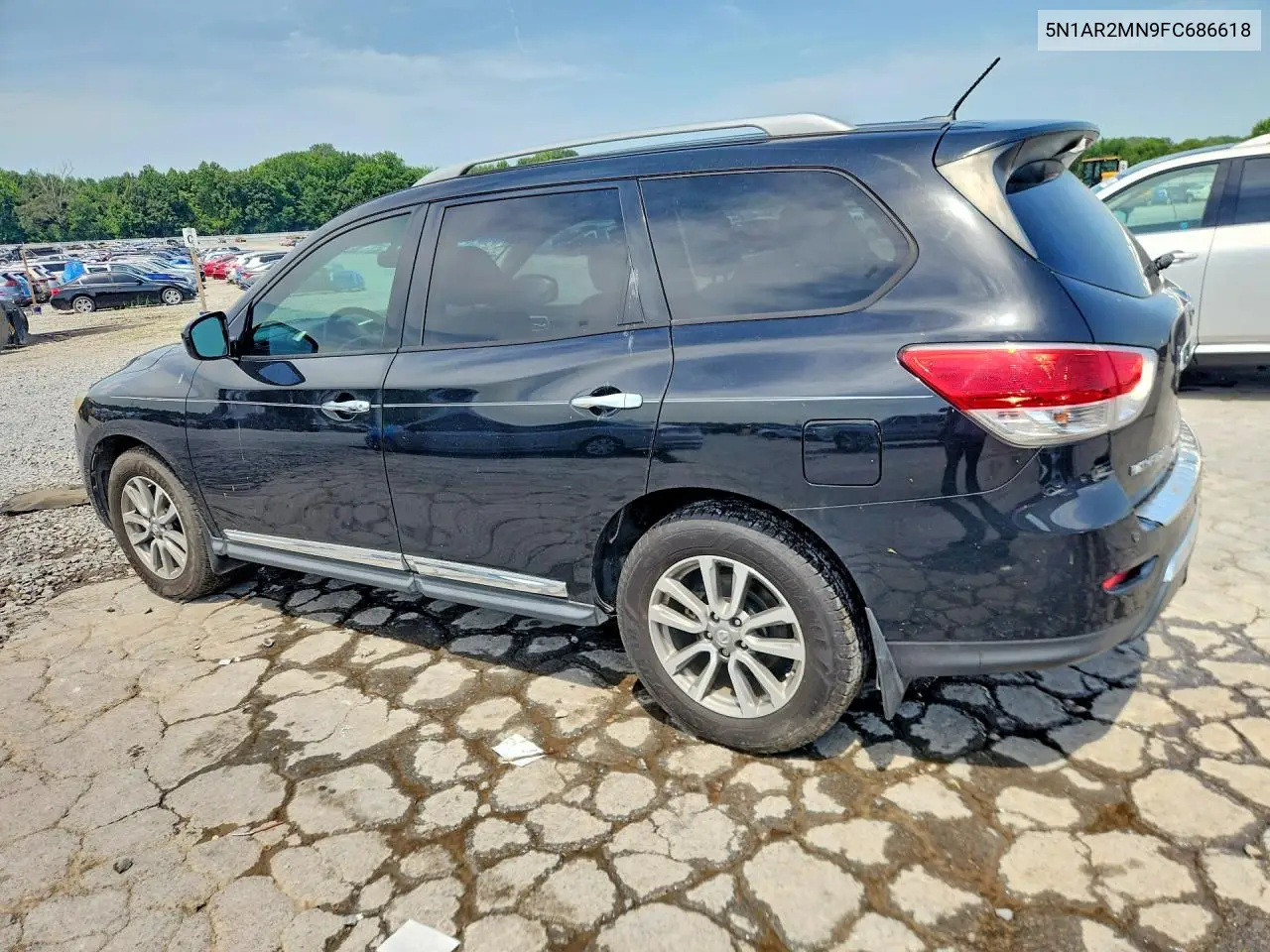 2015 Nissan Pathfinder Sl VIN: 5N1AR2MN9FC686618 Lot: 61918156