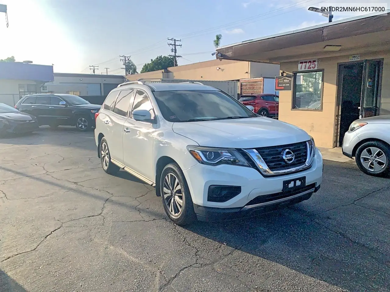 5N1DR2MN6HC617000 2017 Nissan Pathfinder S