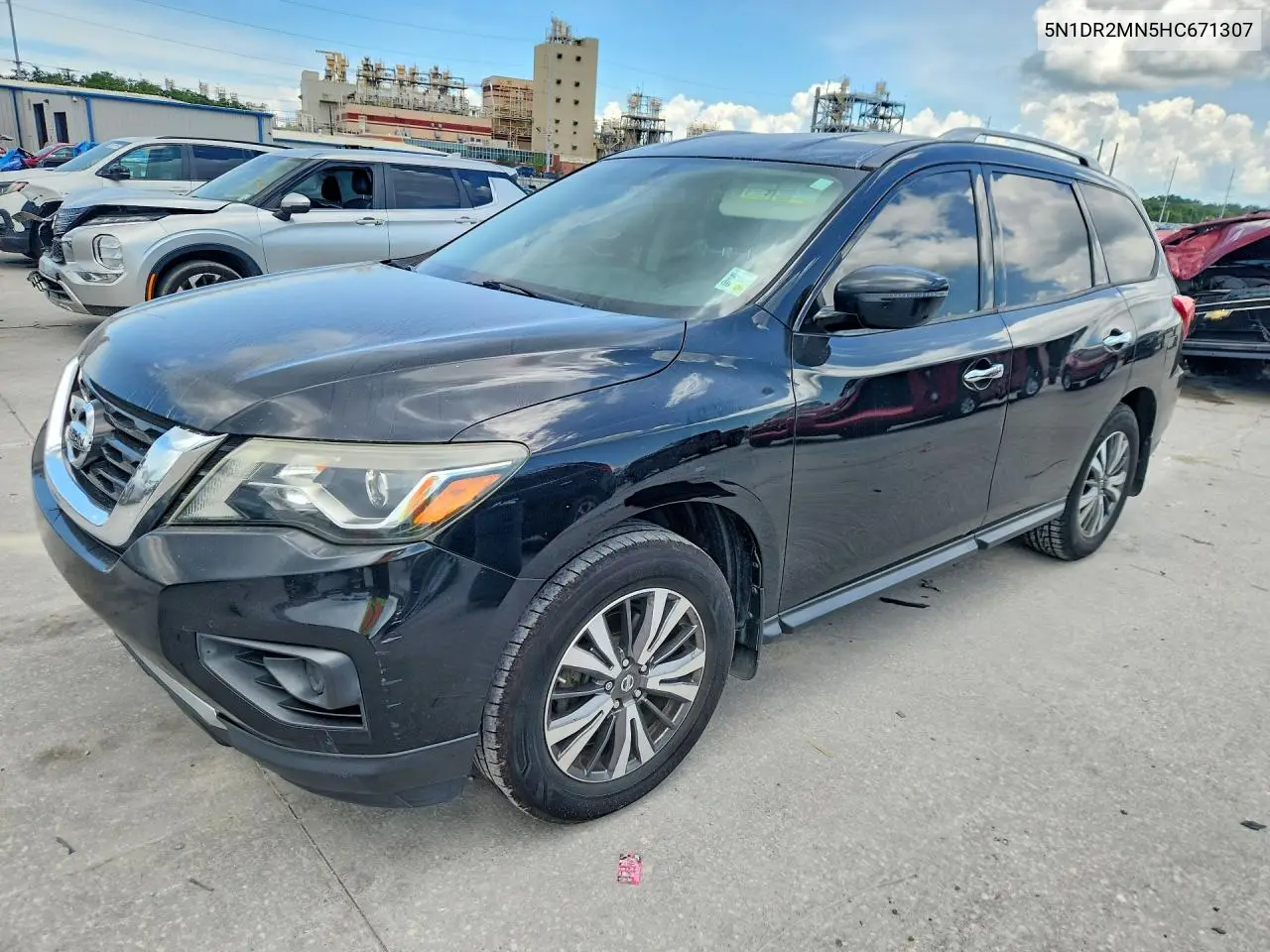 2017 Nissan Pathfinder S VIN: 5N1DR2MN5HC671307 Lot: 57376116