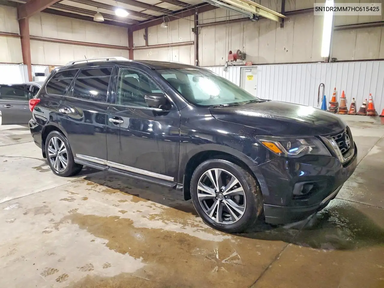 2017 Nissan Pathfinder Platinum VIN: 5N1DR2MM7HC615425 Lot: 57595886