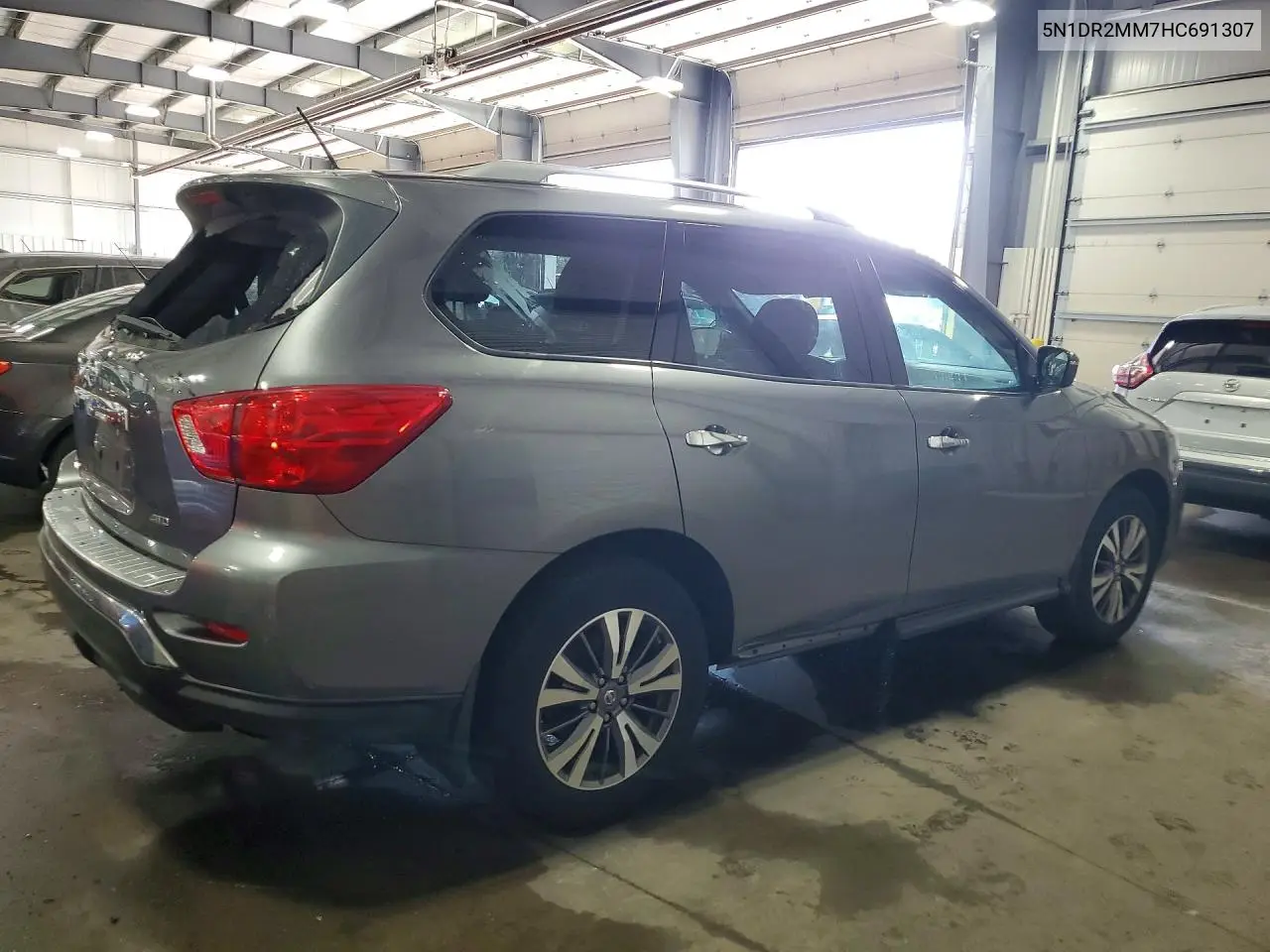 2017 Nissan Pathfinder S VIN: 5N1DR2MM7HC691307 Lot: 60079176