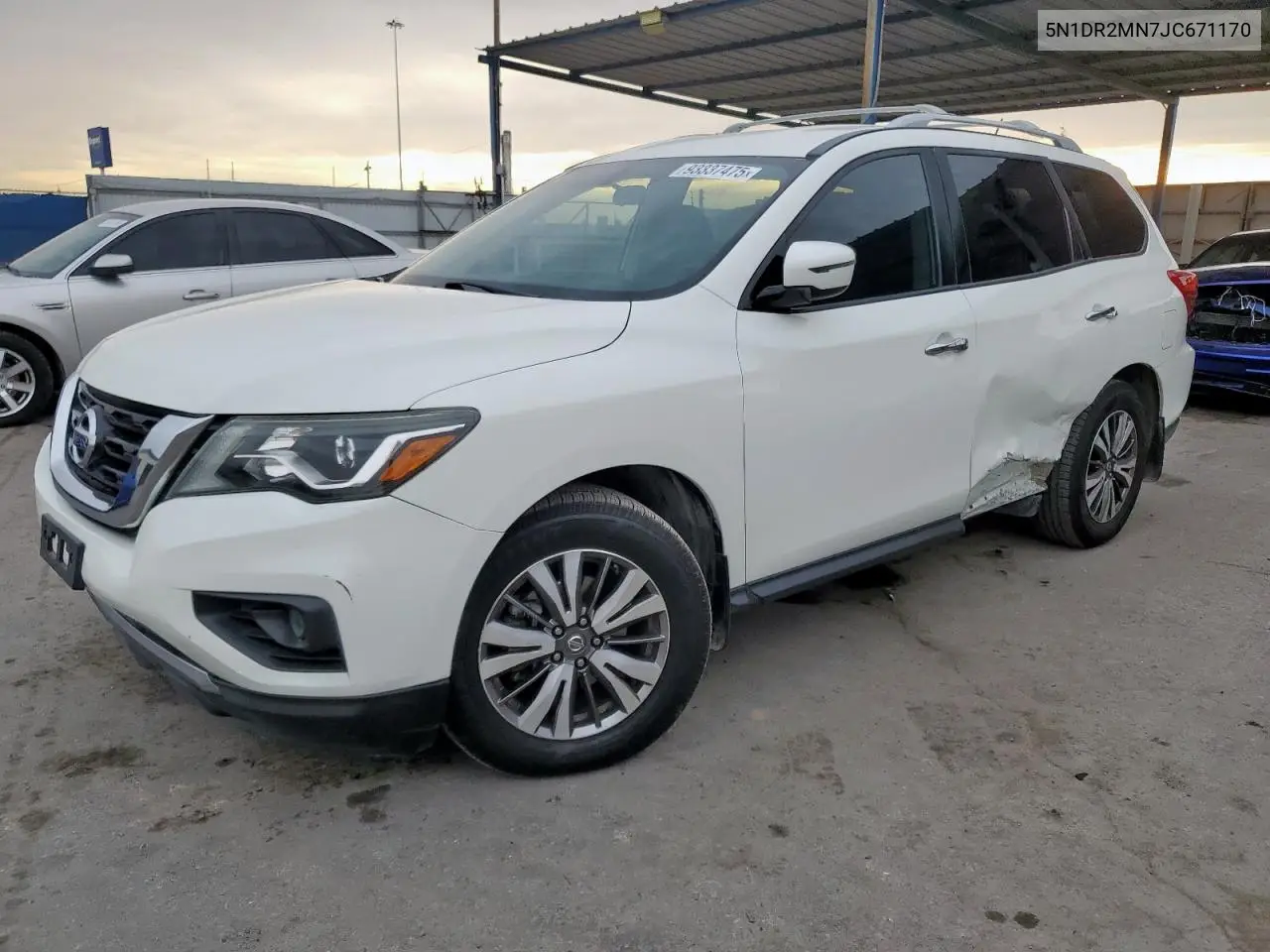 5N1DR2MN7JC671170 2018 Nissan Pathfinder S