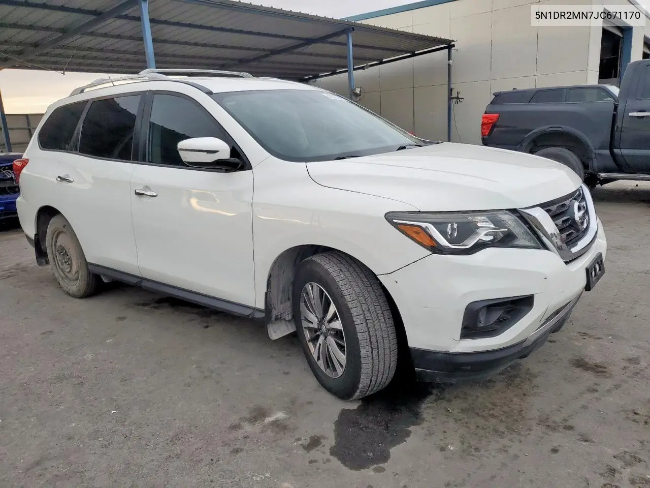 5N1DR2MN7JC671170 2018 Nissan Pathfinder S