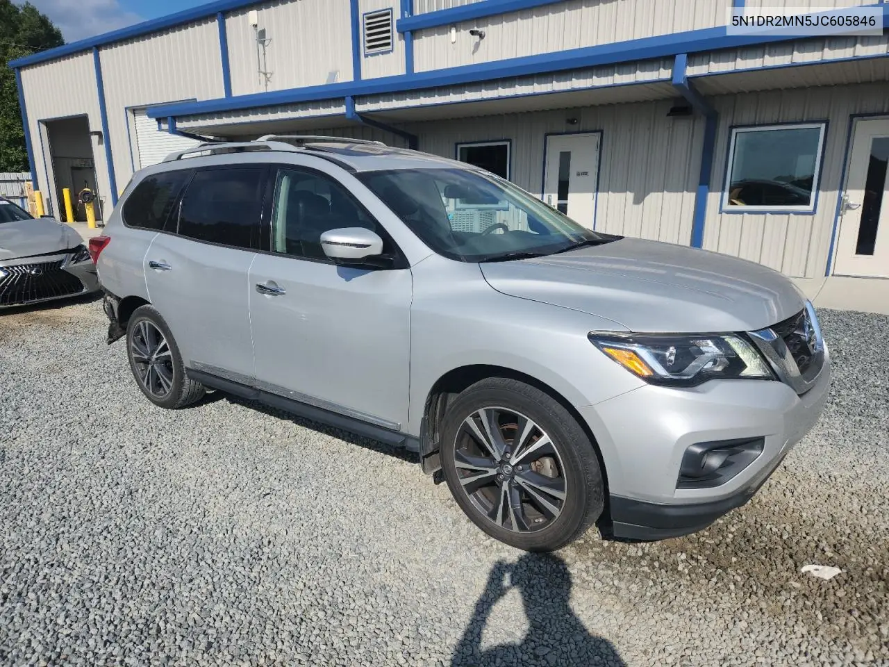 5N1DR2MN5JC605846 2018 Nissan Pathfinder S