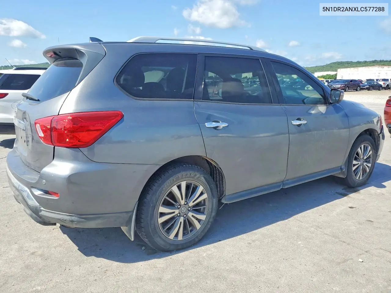 2020 Nissan Pathfinder S VIN: 5N1DR2ANXLC577288 Lot: 56774366