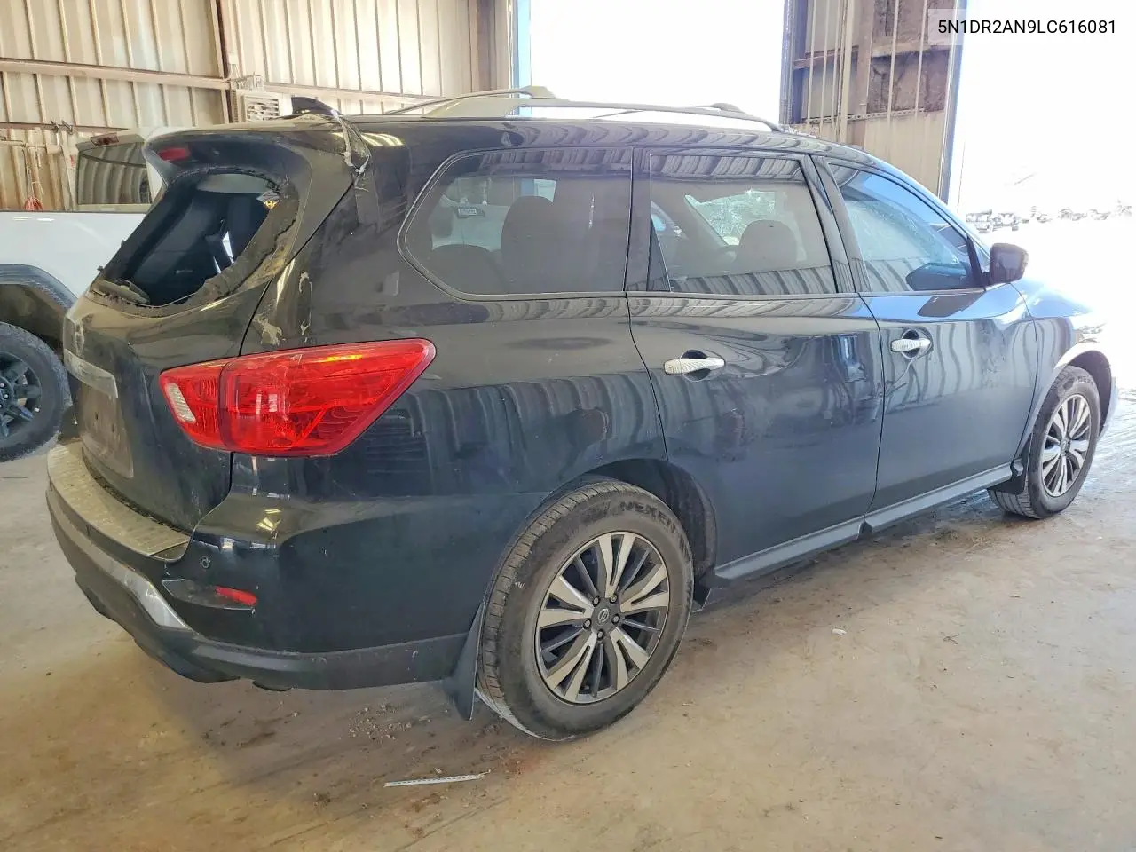 2020 Nissan Pathfinder S VIN: 5N1DR2AN9LC616081 Lot: 57062496