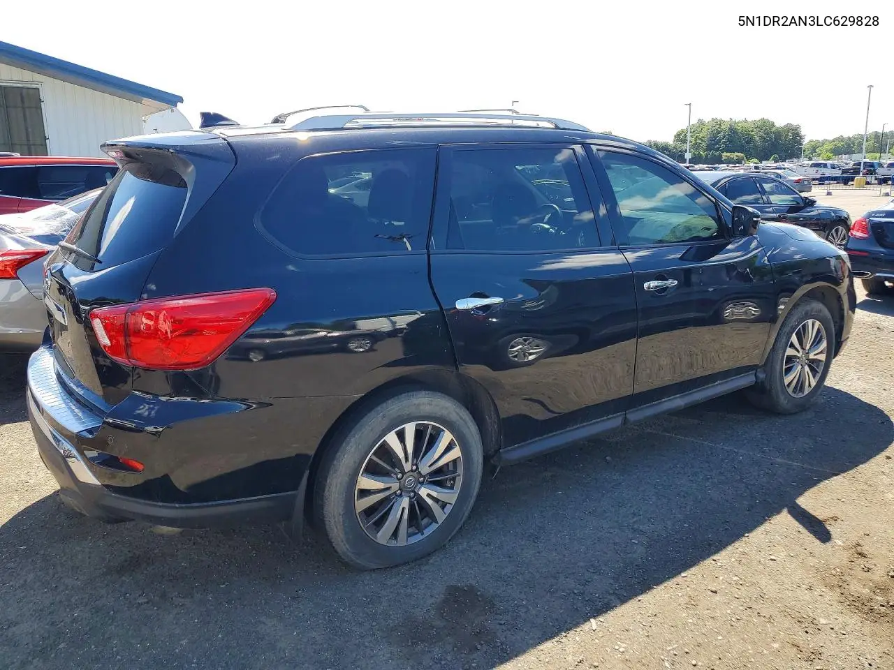 2020 Nissan Pathfinder S VIN: 5N1DR2AN3LC629828 Lot: 57485536
