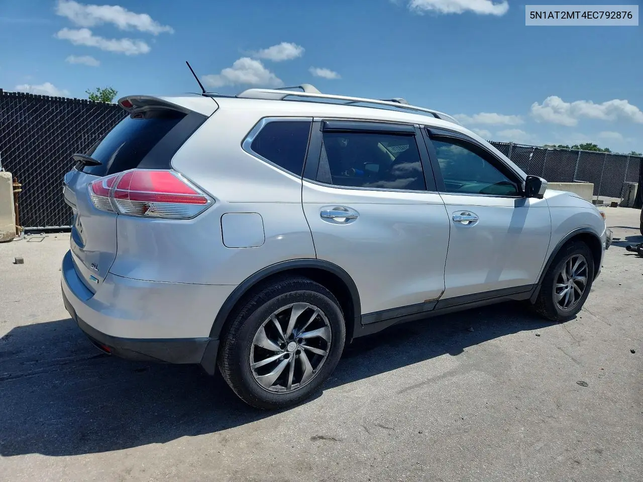 2014 Nissan Rogue Sl VIN: 5N1AT2MT4EC792876 Lot: 61848176