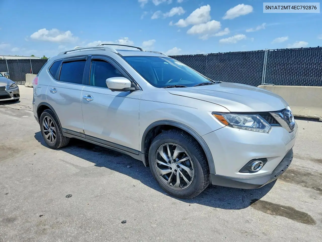 2014 Nissan Rogue Sl VIN: 5N1AT2MT4EC792876 Lot: 61848176