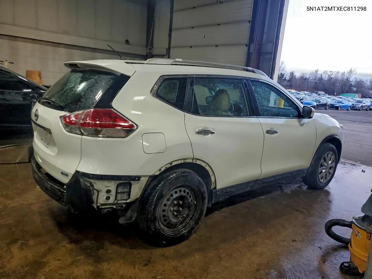 5N1AT2MTXEC811298 2014 Nissan Rogue S