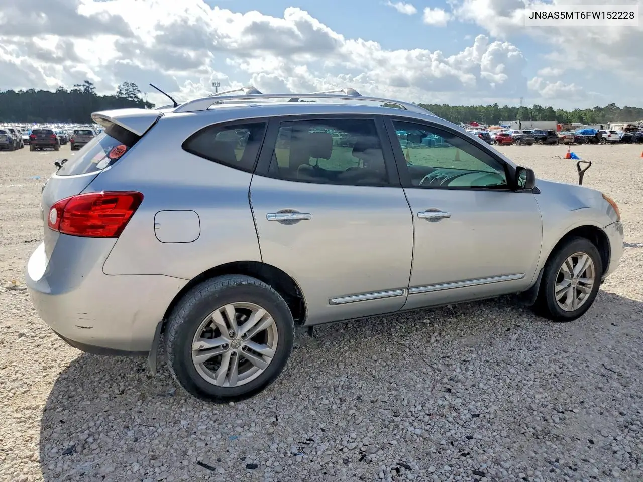 2015 Nissan Rogue Select S VIN: JN8AS5MT6FW152228 Lot: 56773846