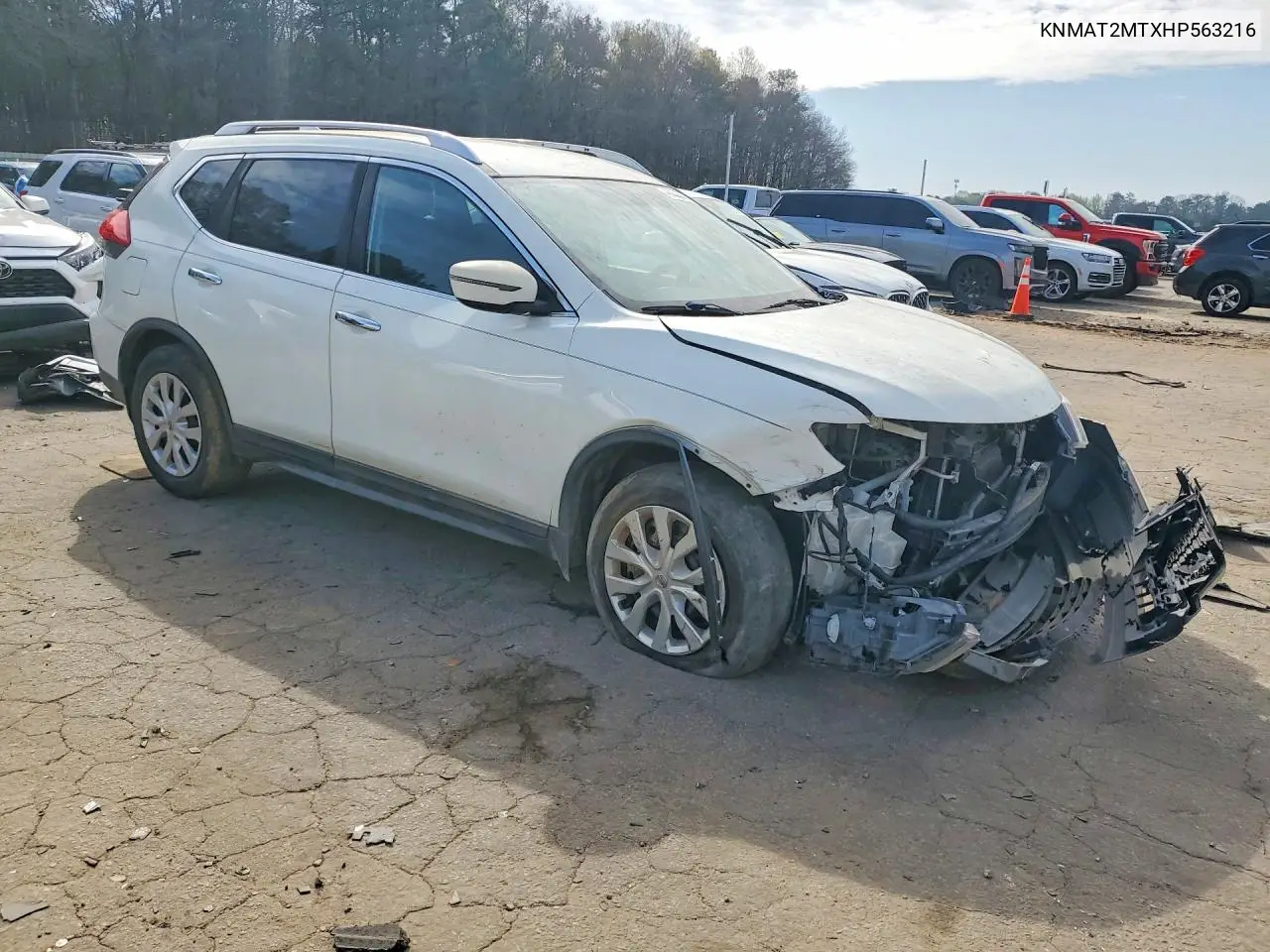KNMAT2MTXHP563216 2017 Nissan Rogue