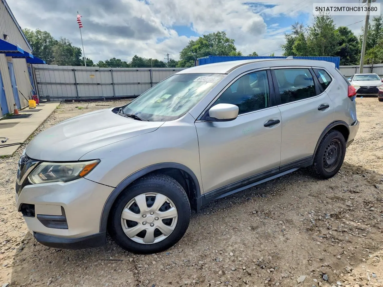 2017 Nissan Rogue S VIN: 5N1AT2MT0HC813680 Lot: 61548396