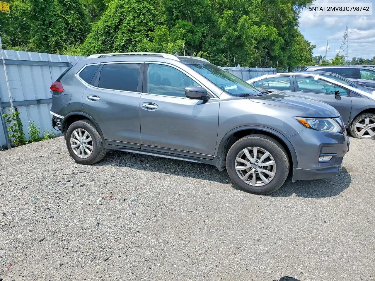 2018 Nissan Rogue S VIN: 5N1AT2MV8JC798742 Lot: 60922446