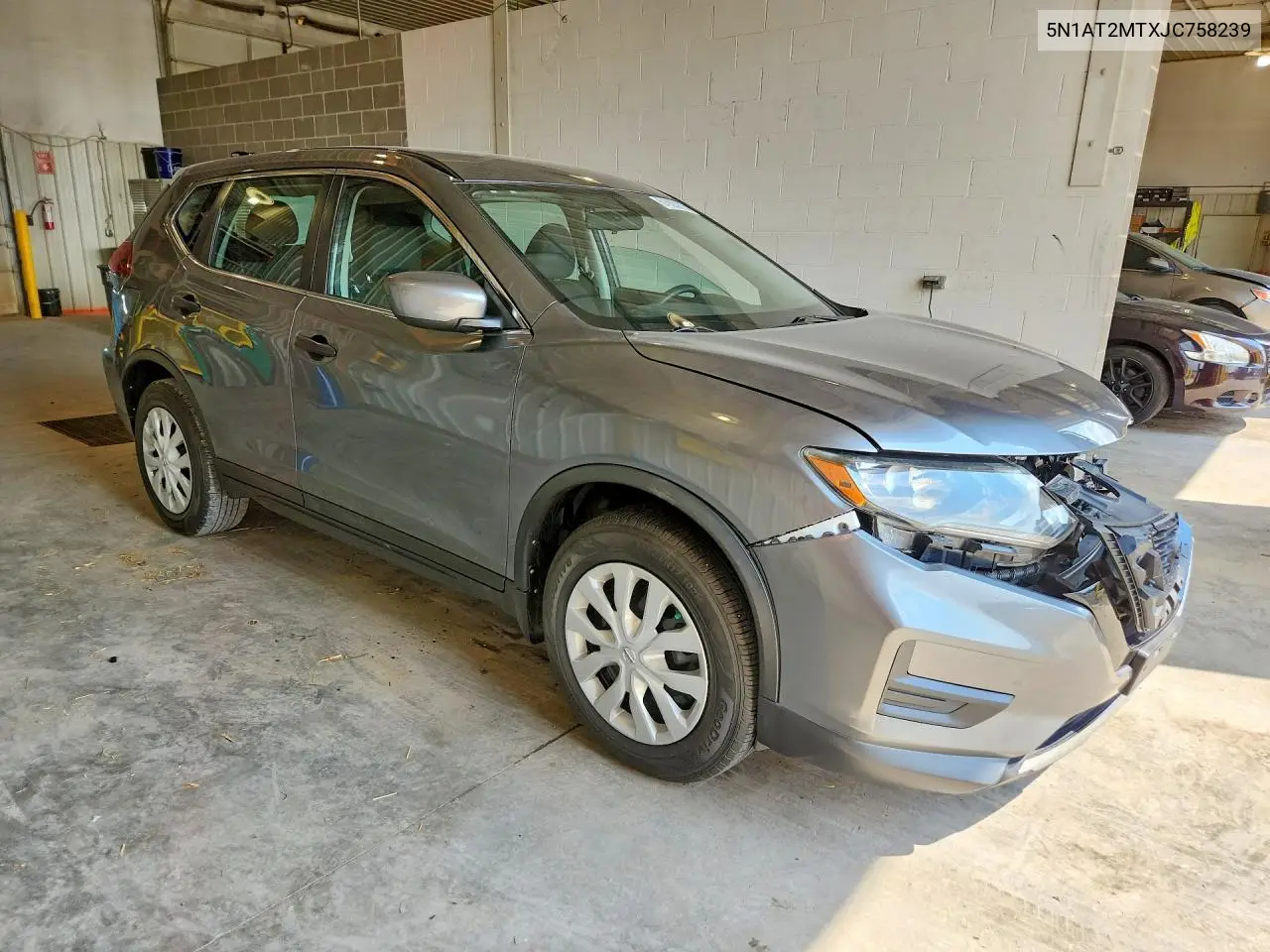 2018 Nissan Rogue S VIN: 5N1AT2MTXJC758239 Lot: 61923216