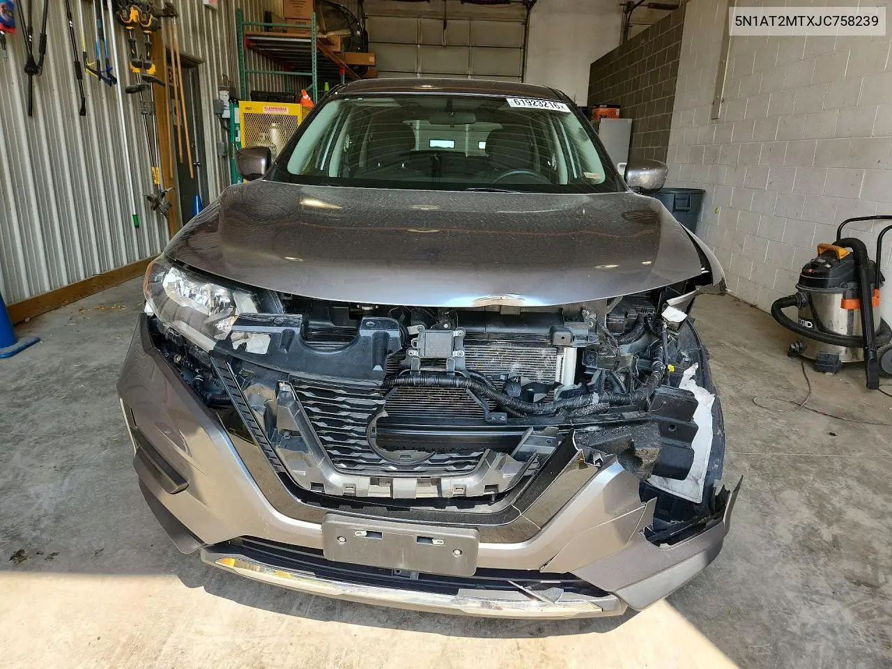 2018 Nissan Rogue S VIN: 5N1AT2MTXJC758239 Lot: 61923216