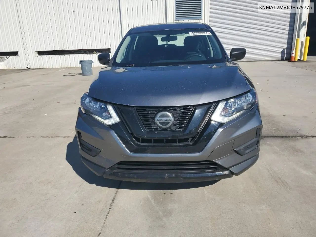 KNMAT2MV6JP579775 2018 Nissan Rogue S