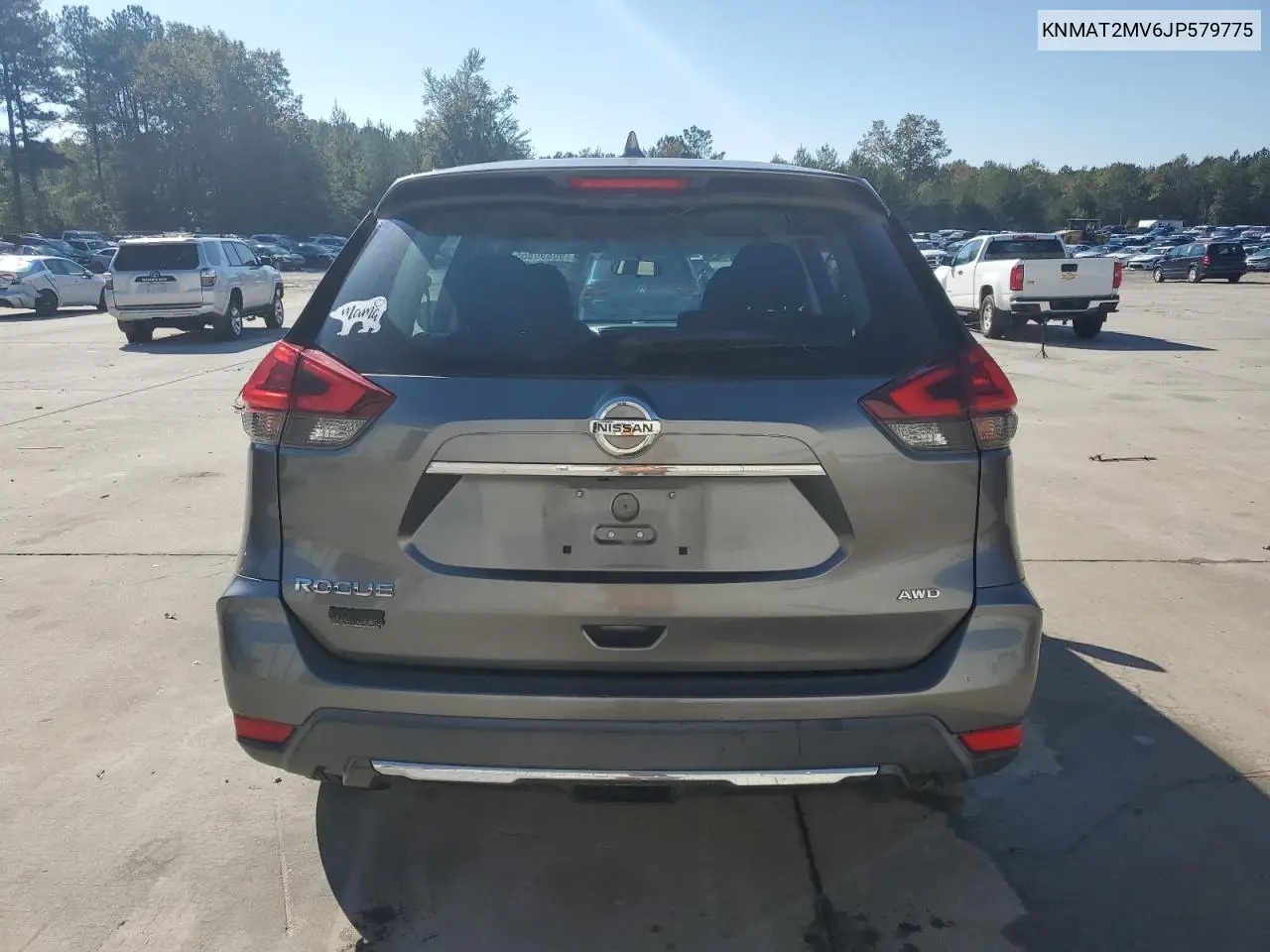 KNMAT2MV6JP579775 2018 Nissan Rogue S