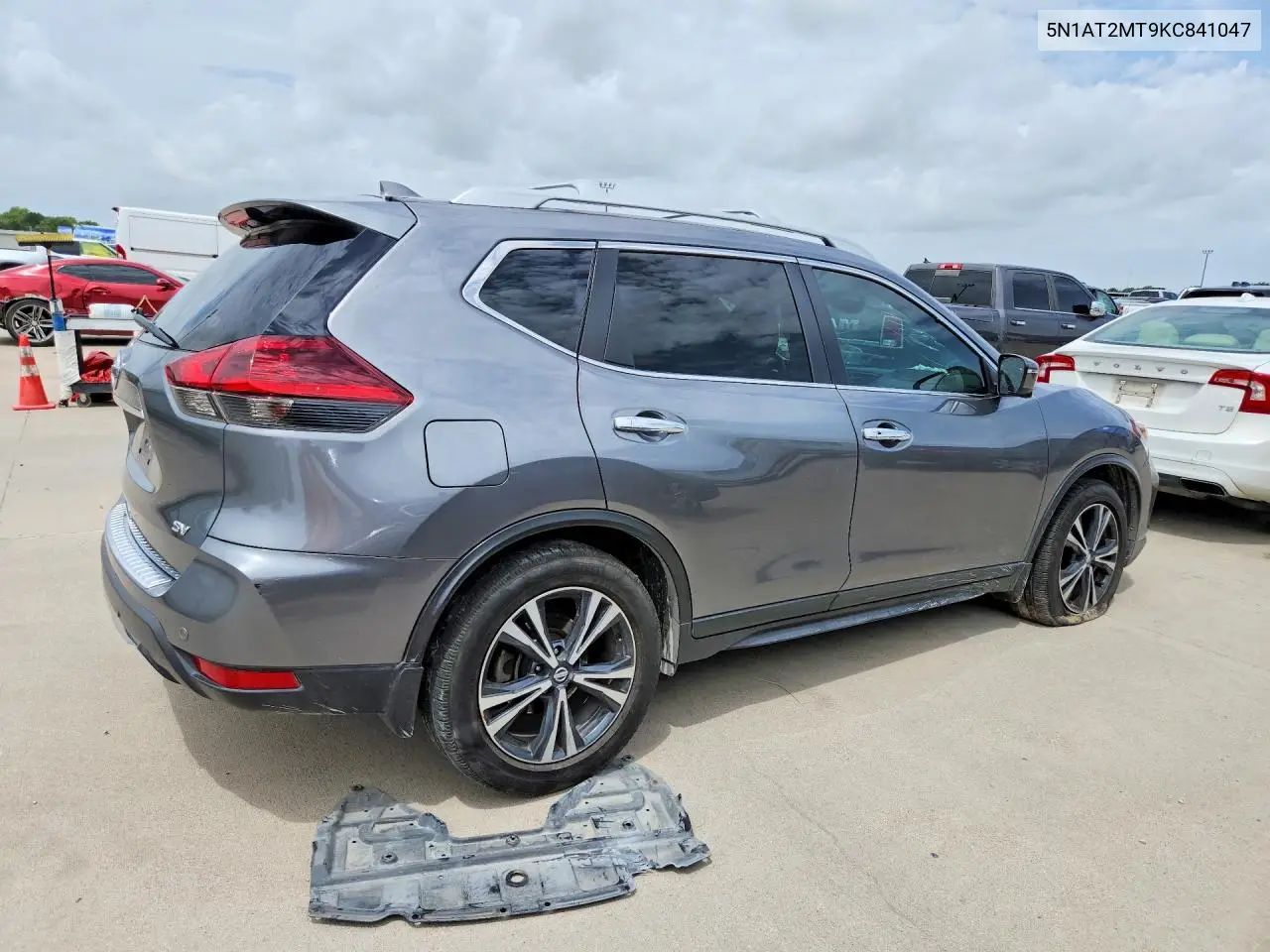 2019 Nissan Rogue Sv VIN: 5N1AT2MT9KC841047 Lot: 61428346