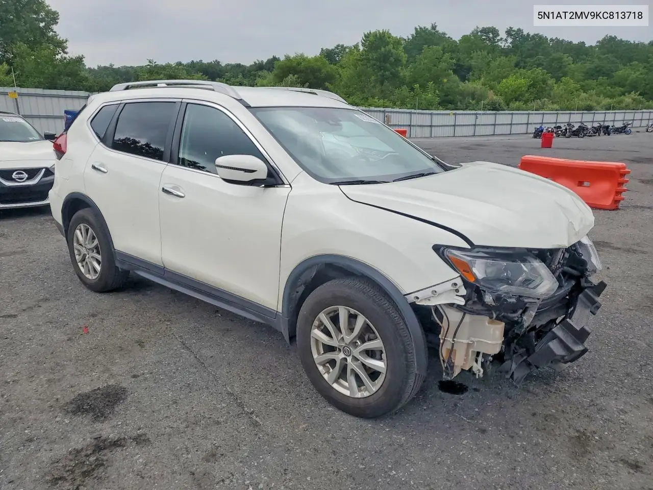 2019 Nissan Rogue S VIN: 5N1AT2MV9KC813718 Lot: 62028326