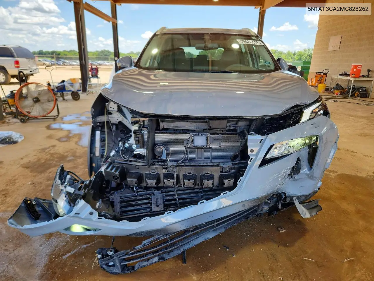 2021 Nissan Rogue Sl VIN: 5N1AT3CA2MC828262 Lot: 60938466