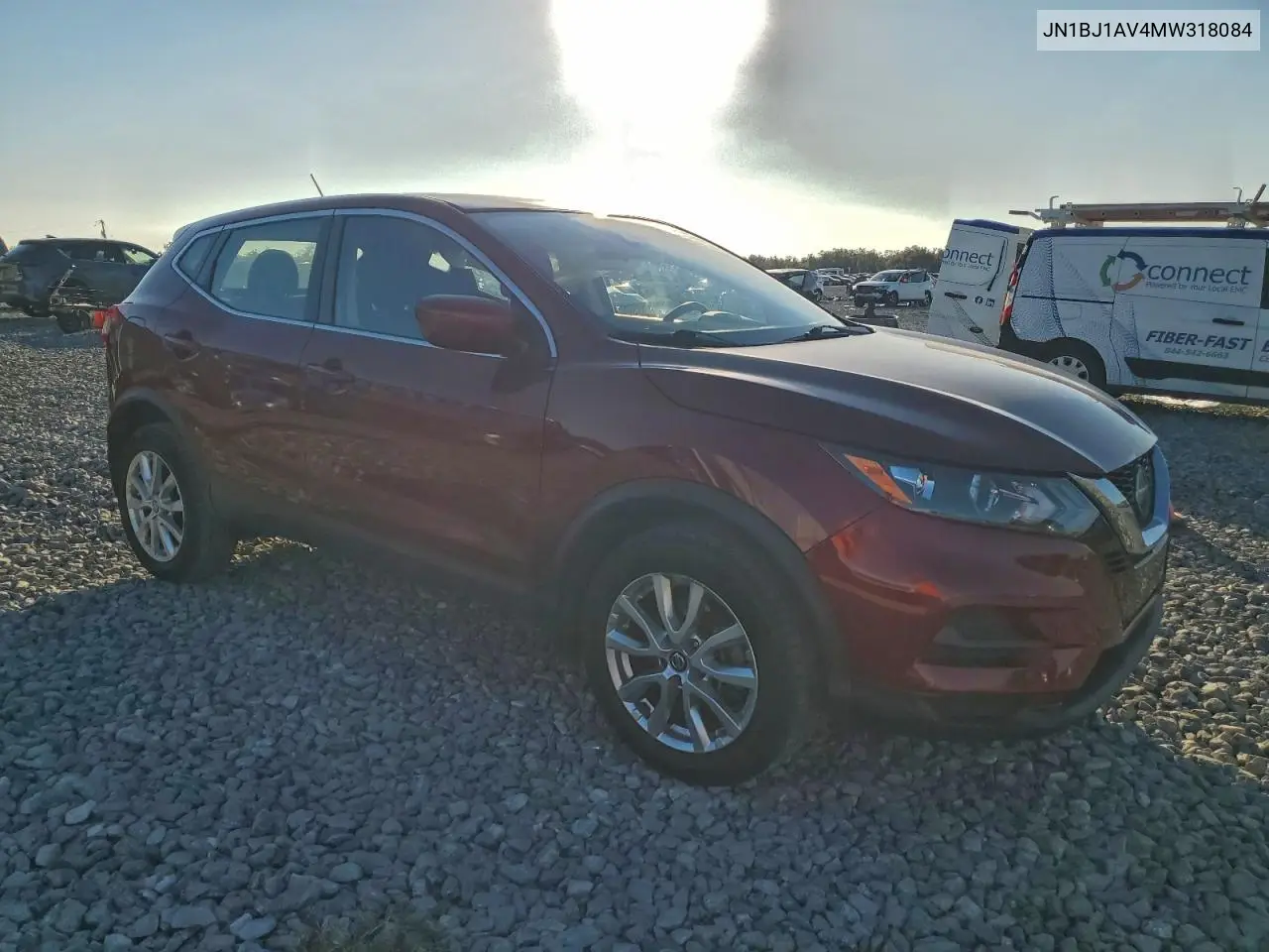 JN1BJ1AV4MW318084 2021 Nissan Rogue Sport S
