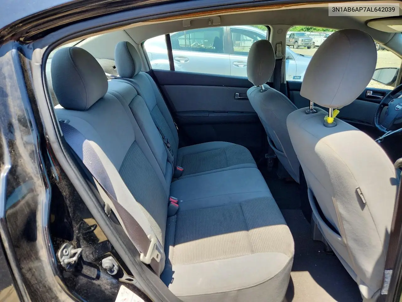 2010 Nissan Sentra 2.0 VIN: 3N1AB6AP7AL642039 Lot: 61967786