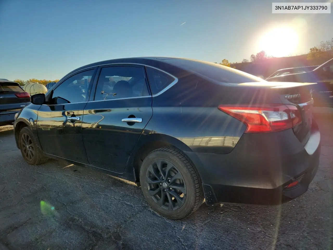 3N1AB7AP1JY333790 2018 Nissan Sentra S